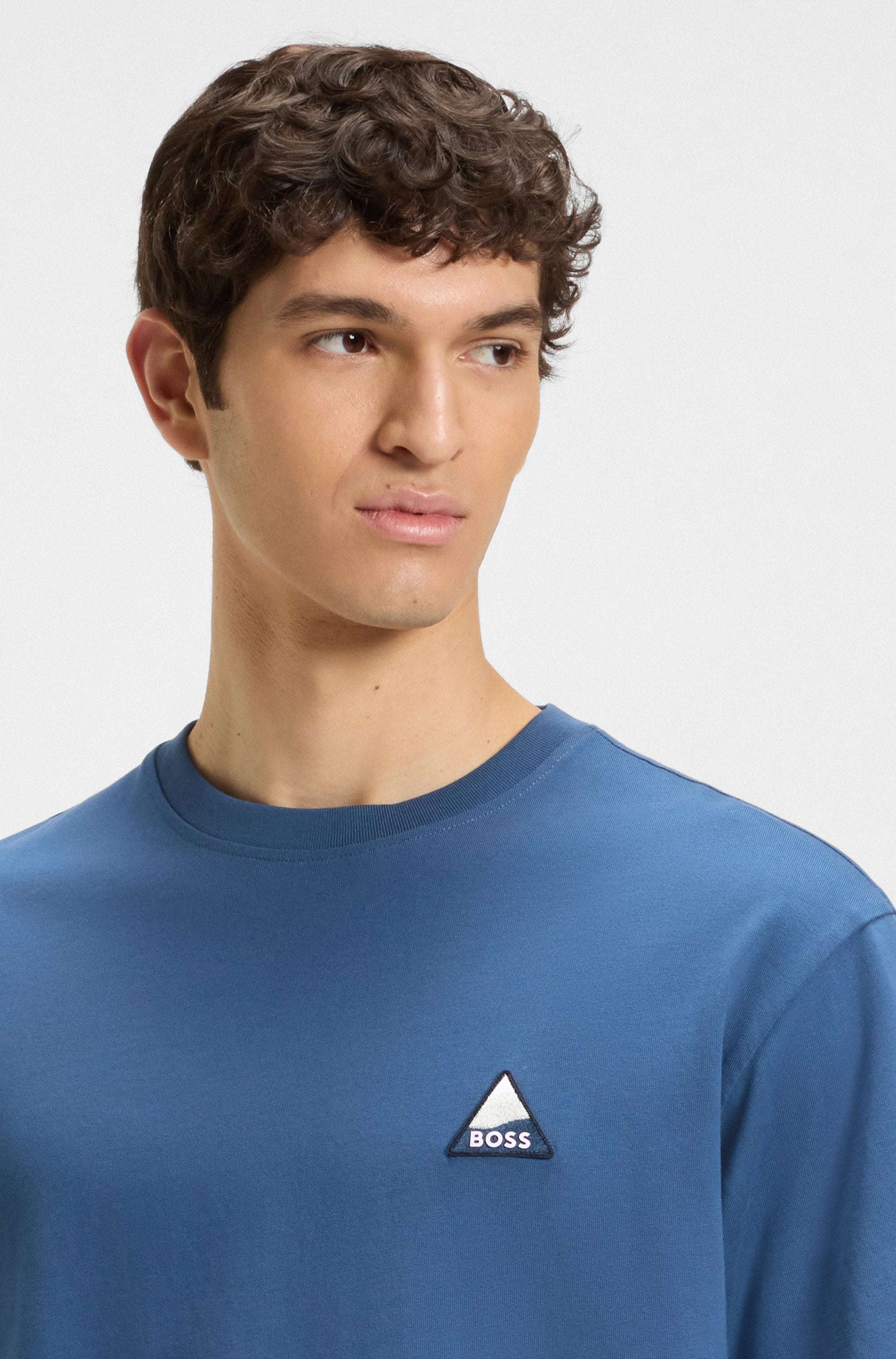 BOSS ORANGE T-Shirt »Te fishpatch« mit Logo-Aufnäher