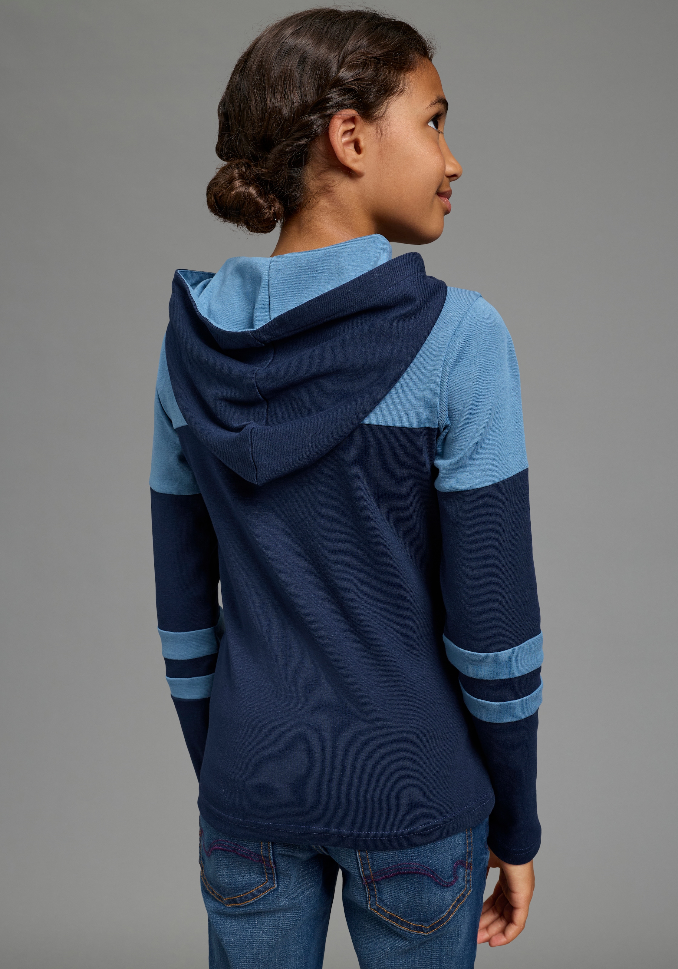 KangaROOS Langarmshirt »Kapuzenshirt in colorblocking Design« eng anliegende Passform, langärmlig, mit Kapuze, Logo-Stickerei