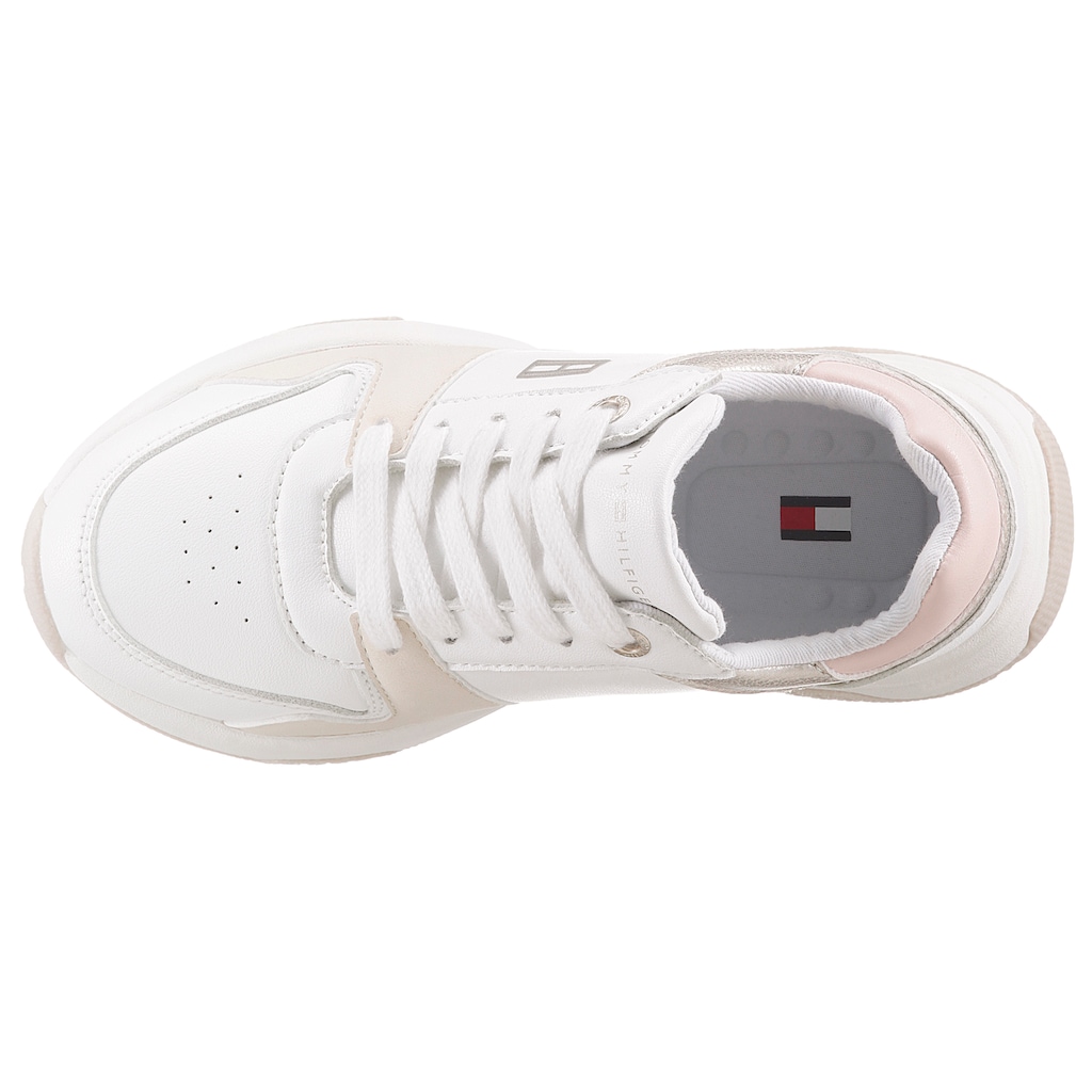 Tommy Hilfiger Sneaker »LOW CUT LACE-UP SNEAKER«, mit modischer Plateausohle