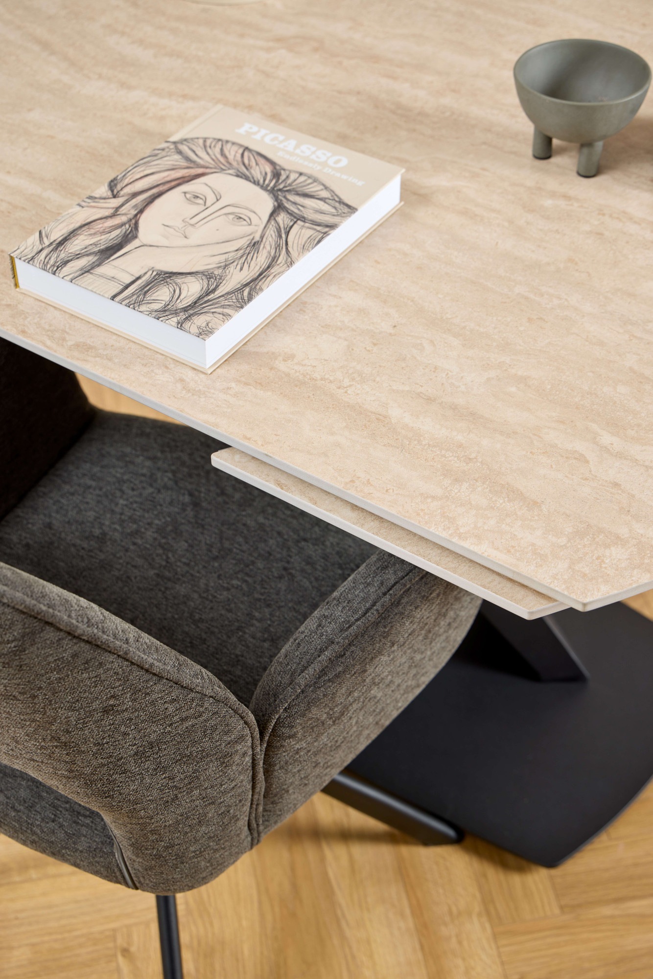 ACTONA GROUP Esszimmerstuhl »Graham 2er Set mit Armlehnen - drehbar & gepolstert, mehreren Farben« (Set) 2 Stk.Stoff, dekorativer Cut-Out, Drehfunktion, 4-Stern-Gestell, FSC™