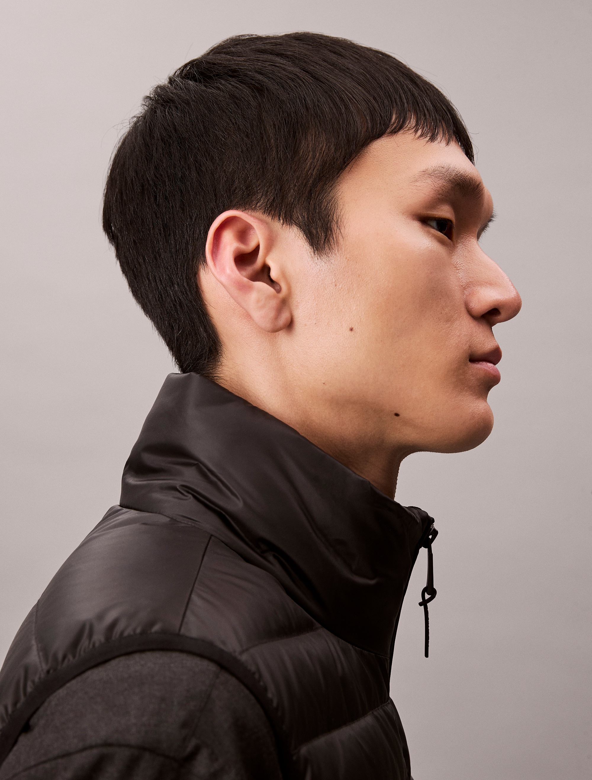 Calvin Klein Steppweste »SLVLSS LT WT NYLON PUFFER VEST«, Mit Rundhalsausschnitt