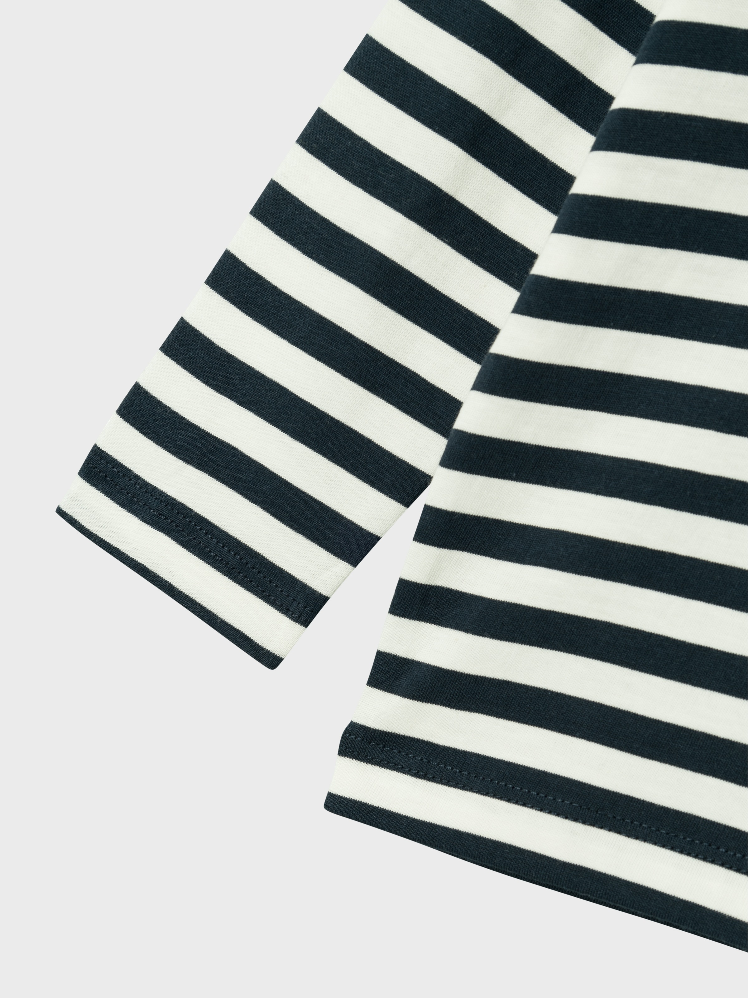 Name It Langarmshirt »NMMSALMO NREG LS TOP NOOS«