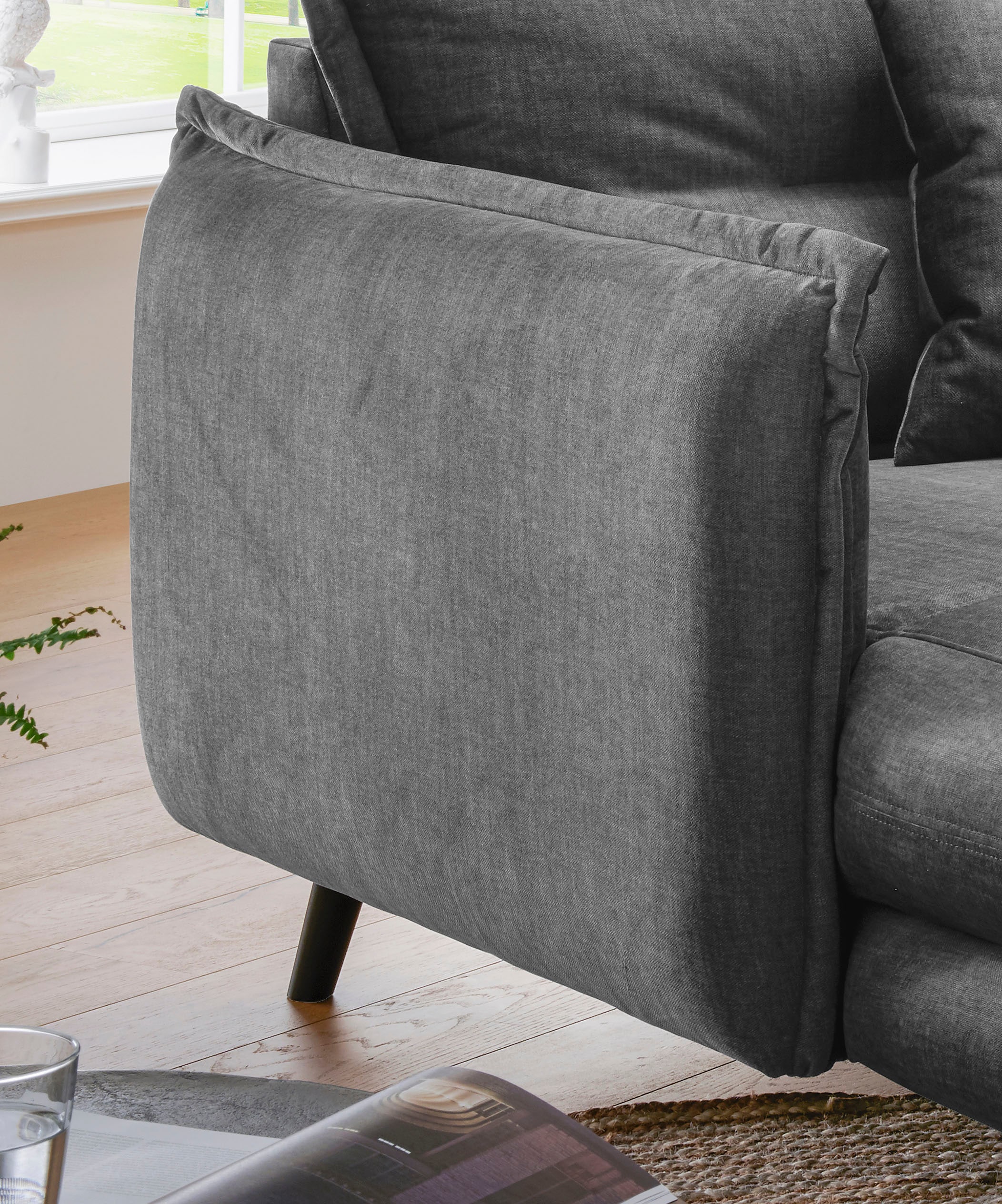 INOSIGN Loveseat »Lazio«, moderner Sessel mit einer bequemen Polsterung, 2 Stk. Zierkissen