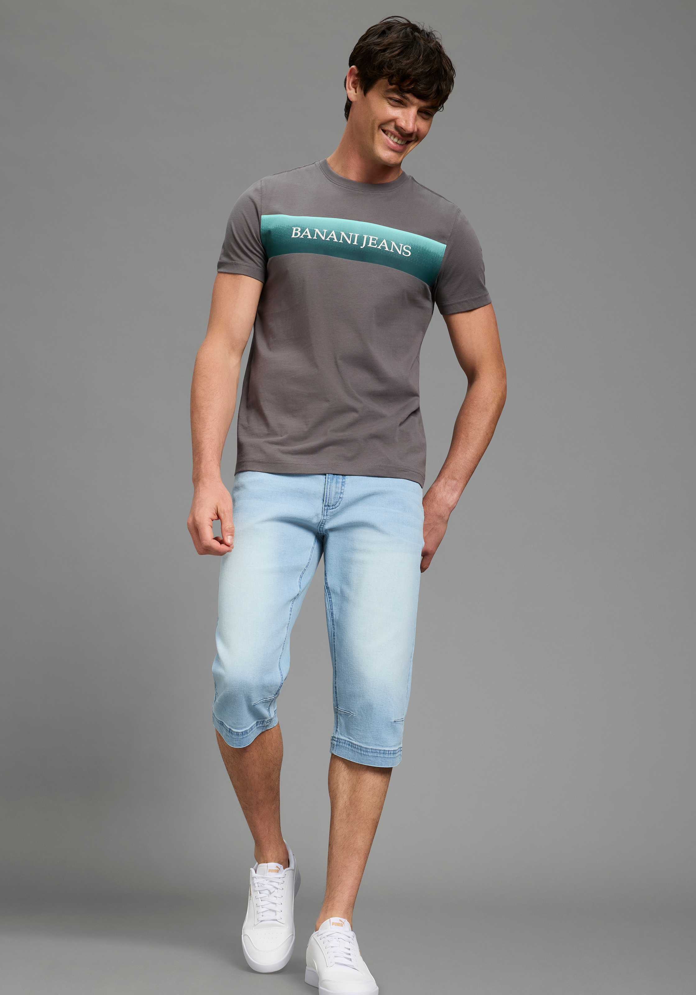 Bruno Banani Jeansbermudas Straight-Fit, normale Leibhöhe, aus elastischem Denim-Material