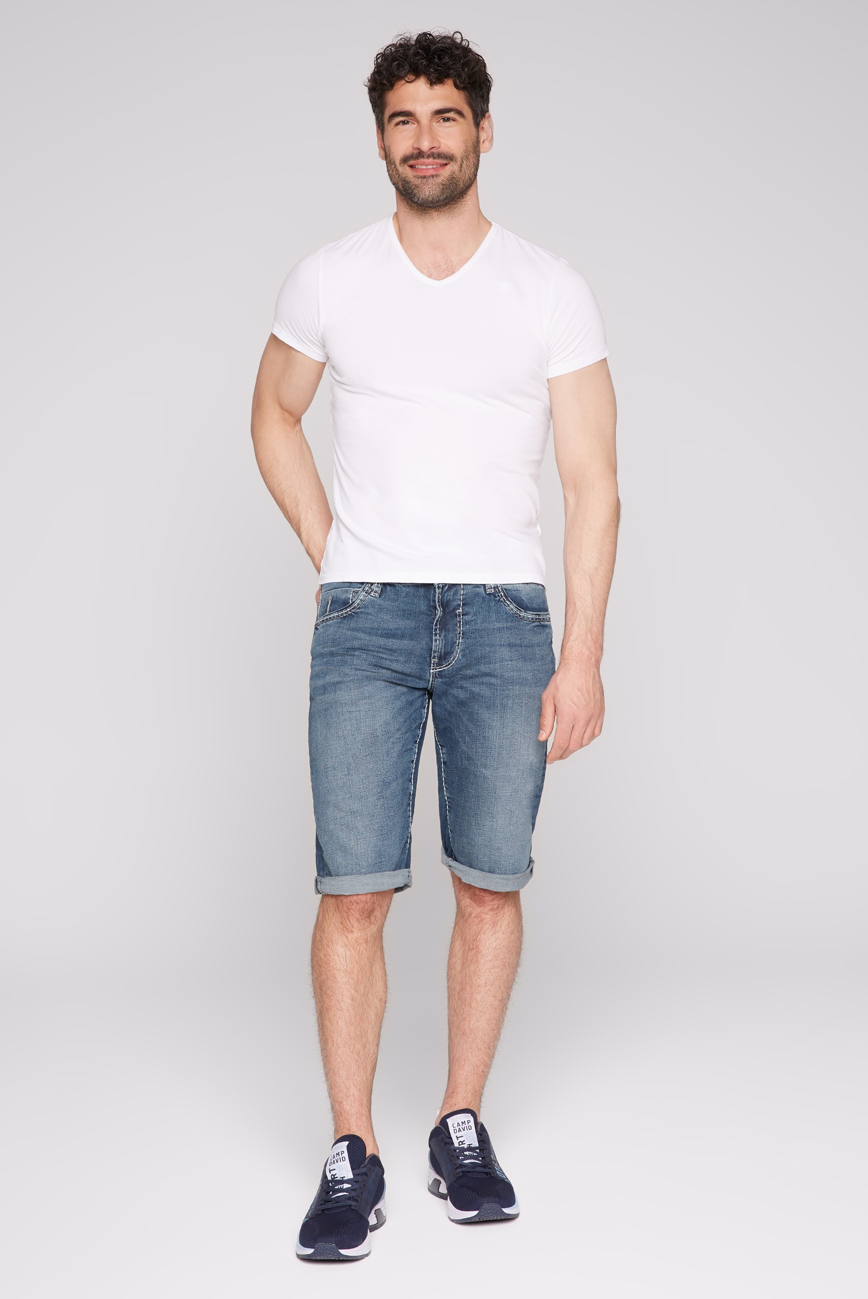 3. Bild von CAMP DAVID Jeansshorts, mit Wrinkle-Effekten