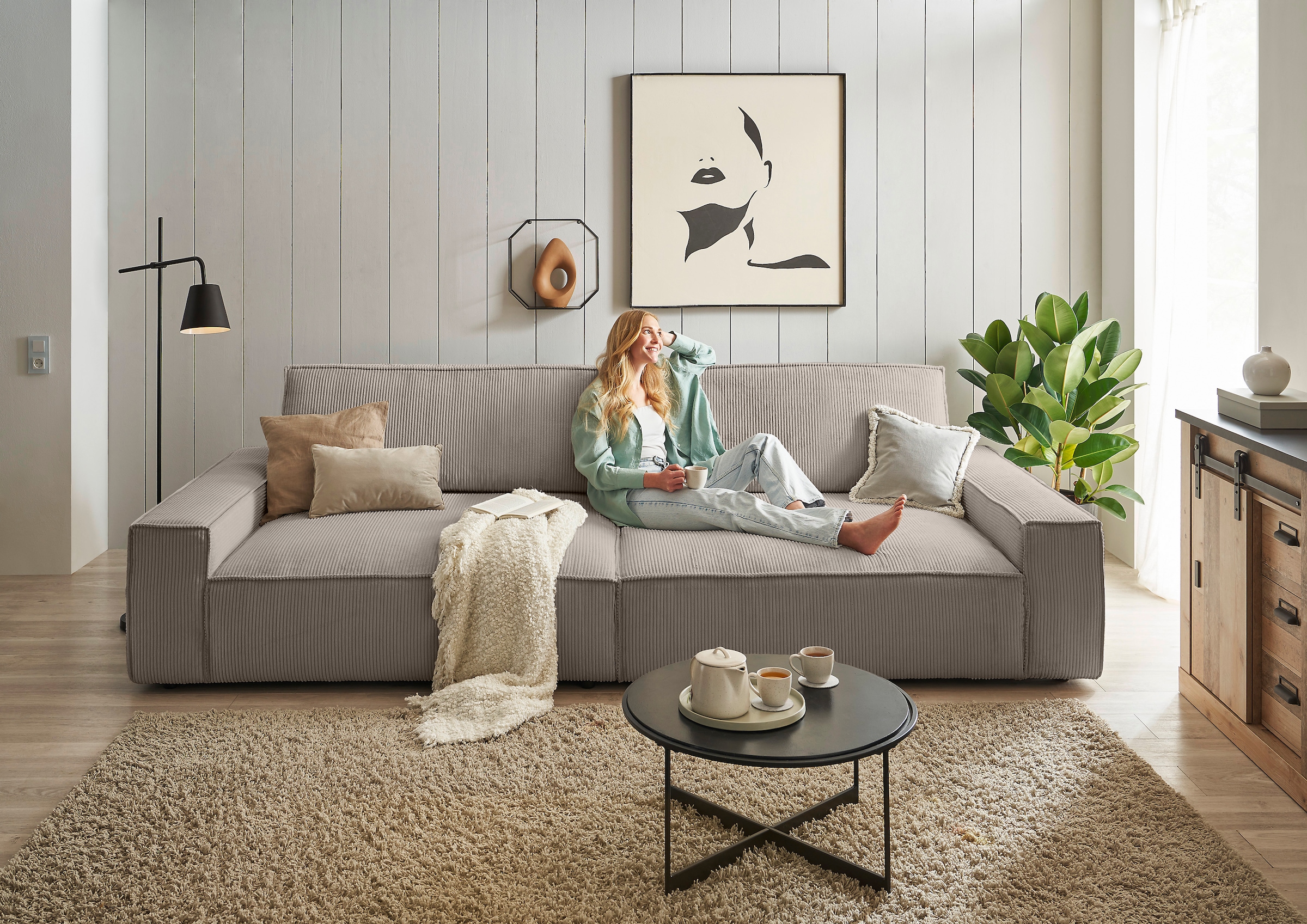 Home affaire Big-Sofa »NEU: SHERWOOD XXL, Big-Sofa (316cm), extra tiefe Sitzfläche 95 cm«, bequemer Sitzkomfort, Cord u. Leinenoptik, Kedernaht
