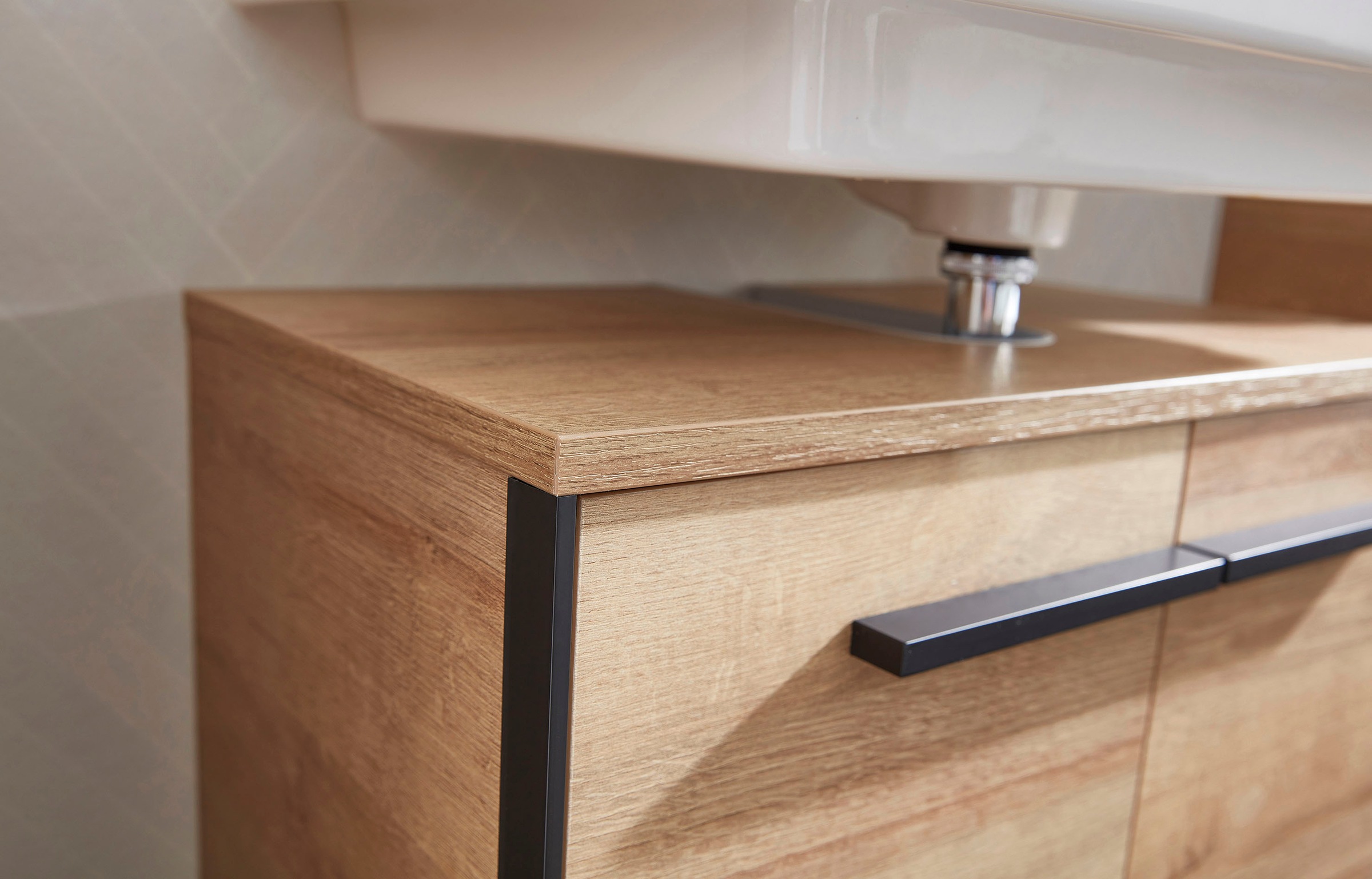 Saphir Badmöbel-Set »Quickset 395 5-teilig, Waschbeckenunterschrank mit LED-Spiegelschrank«, (5 St.), Unterschrank, Hängeschrank, Midischrank, inkl. Türdämpfer, 7 Türen