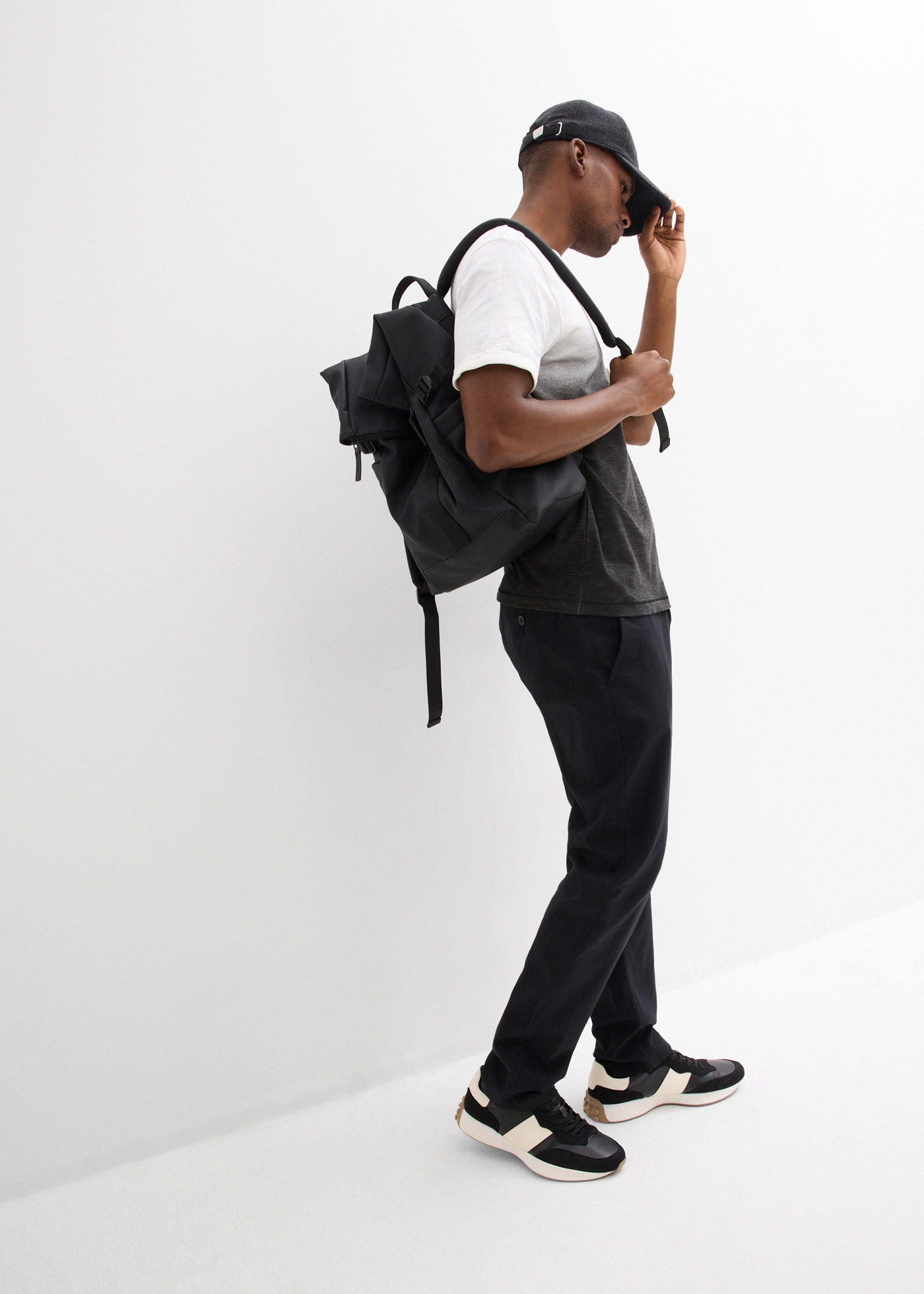 bonprix T-Shirt 1 Slim Fit Passform, Kurzarm, atmungsaktives Jersey-Material