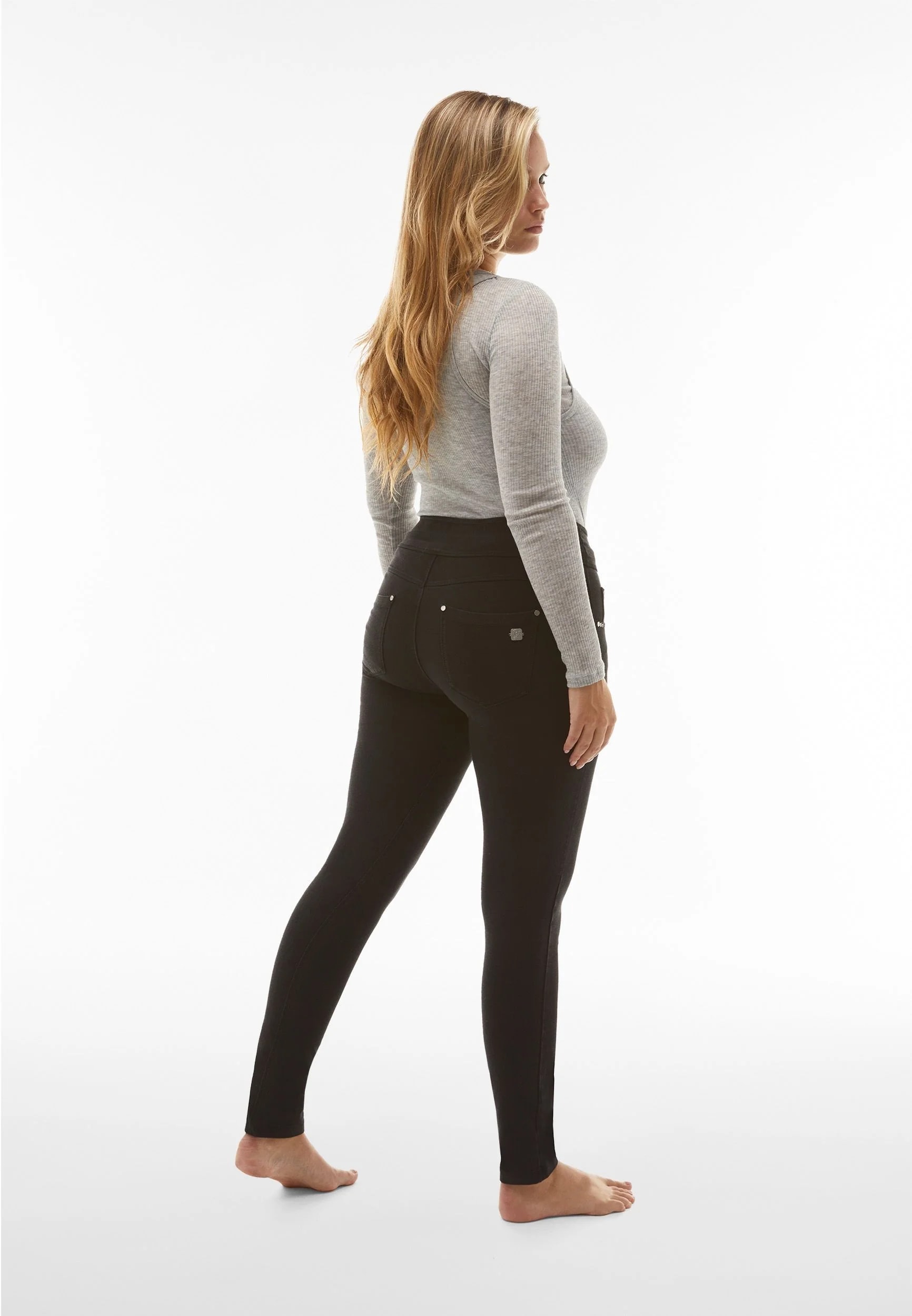 Freddy Shapingleggings »NOW SKINNY  YOGA«  mit Lifting & Shaping Effekt und Umschlagbund