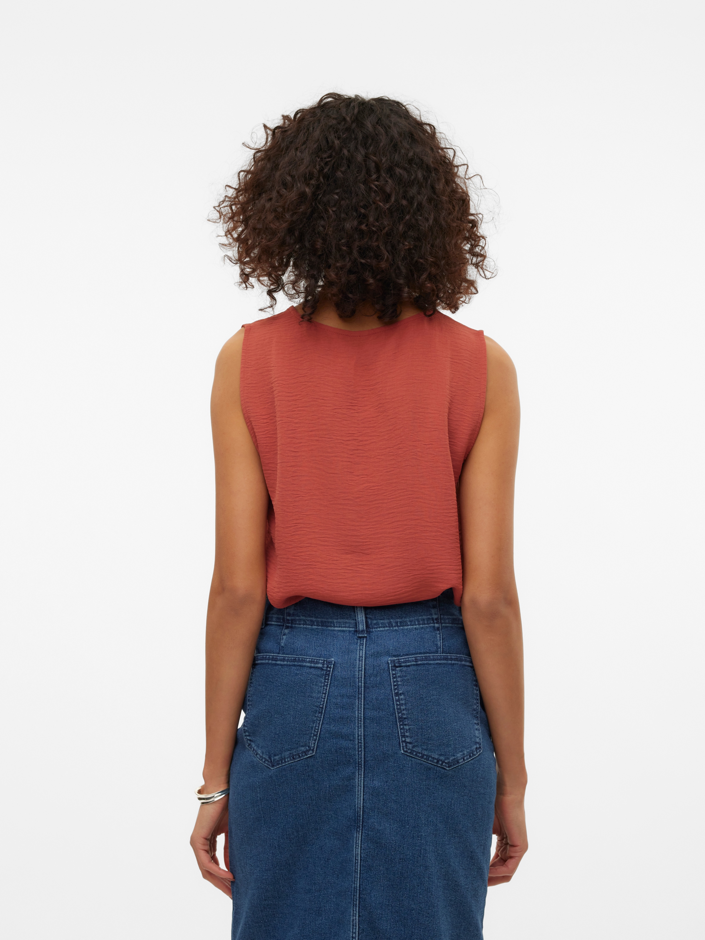 Vero Moda Shirttop »VMALVA S/L V-NECK TOP WVN NOOS« Kunstfaser, regular fit