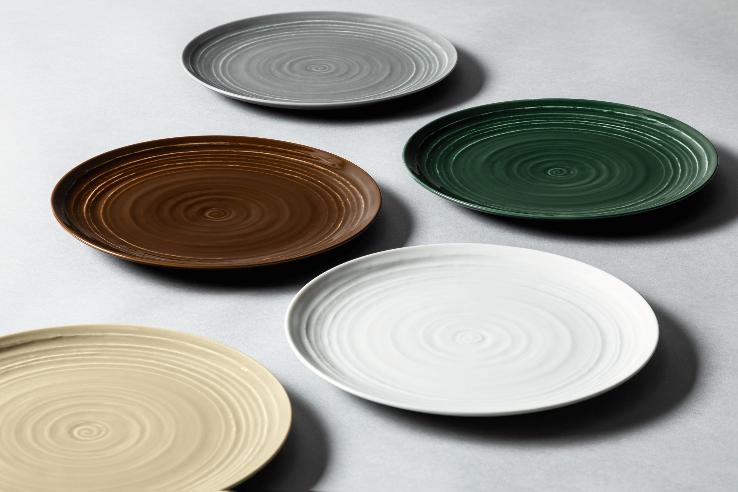 Seltmann Weiden Tafelservice »Geschirr-Set Terra«, (Set, 12 tlg., 6x Speiseteller rund 27,5 cm
6x Suppenteller rund 22,5 cm), Geschirr, Teller Set, weiß, Made in Germany, 12 Teile, für 6 Personen