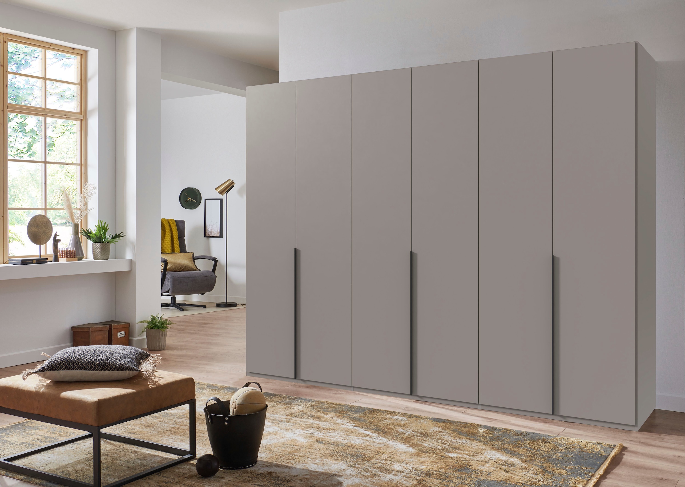 Wimex Kleiderschrank »Mugano, in 5 Breiten und 2 Höhen, Made in Germany«, (in Basic oder Premium Ausstattung mit 2 weiteren Einlegeböden), mit langen Griffstangen aus Metall, wahlweise mit oder ohne Spiegel