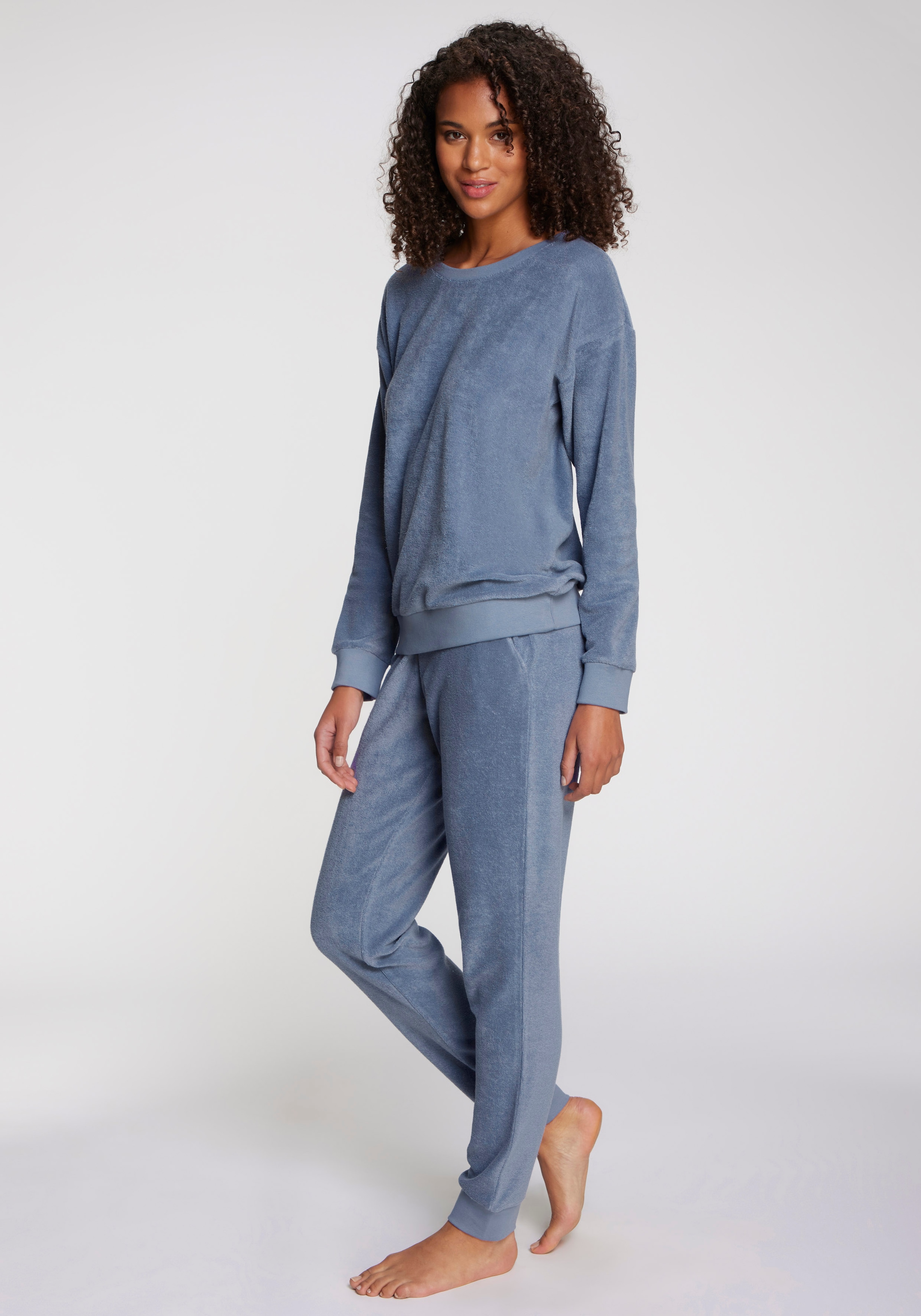 Vivance Dreams Pyjama, (2 tlg.), in schöner Frottee-Qualität