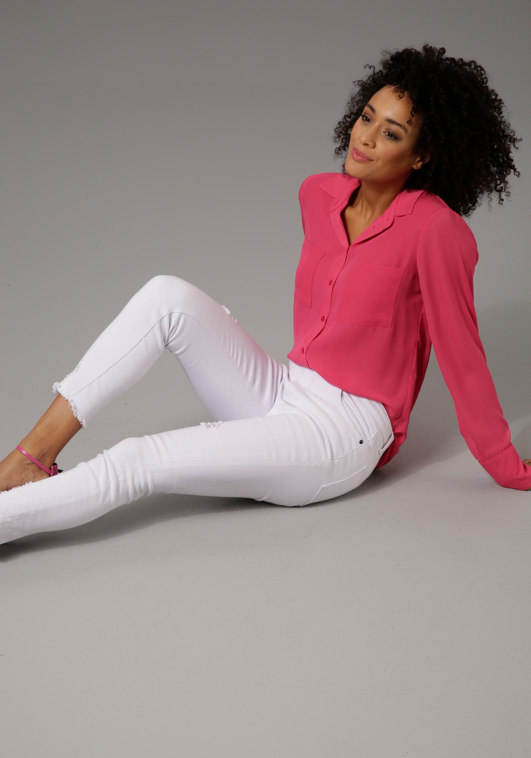 Aniston CASUAL Skinny-fit-Jeans, online Destroyed-Effekt mit bestellen