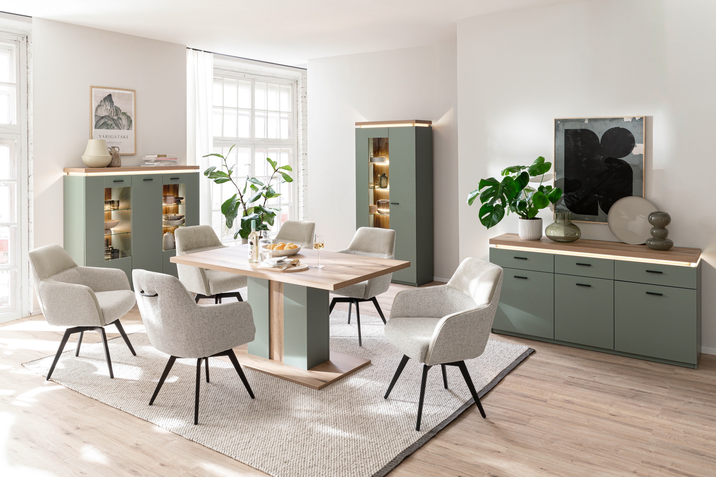 MCA furniture Vitrine »Moniz Kombi-Vitrine«, (1 St.), Standvitrine,Glasvitrine,Metallgriffe,1 Tür, 3 Glasböden, Höhe 197 cm