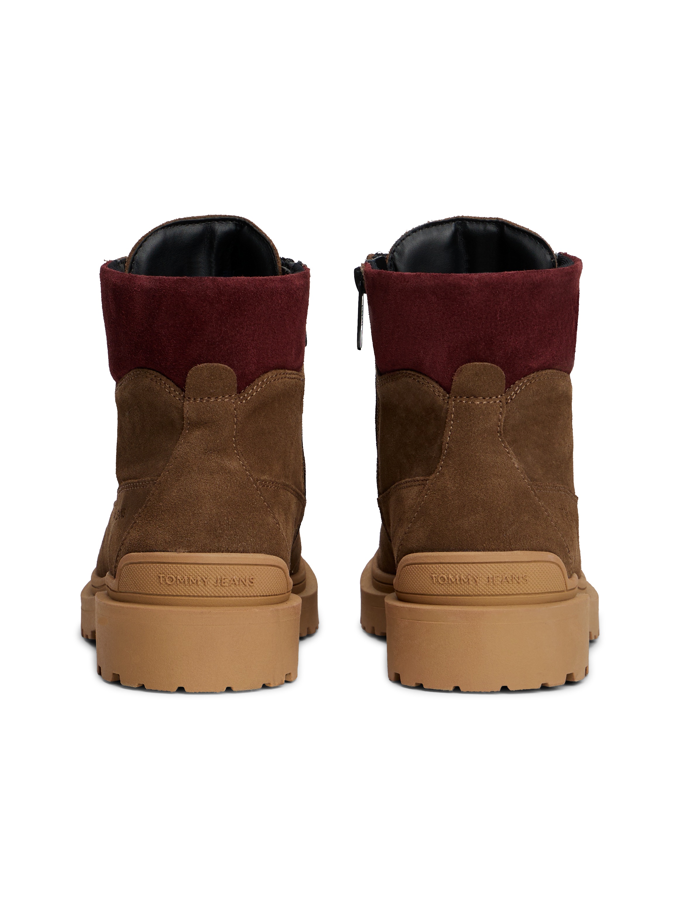 Tommy Jeans Schnürboots »TJM LACE UP BOOT SUEDE«, Outdoorboots, mit Ösen, im Bergsteigerlook