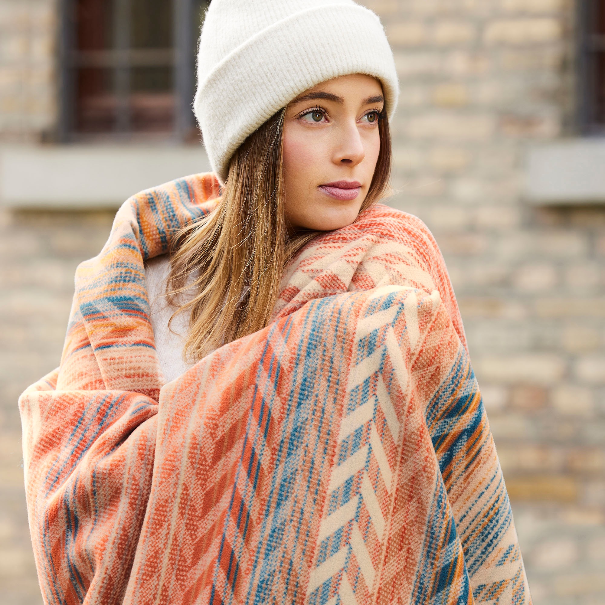 IBENA Wohndecke »Jacquard Decke Hurghada GOTS«, mit buntem Zick-Zack-Muster