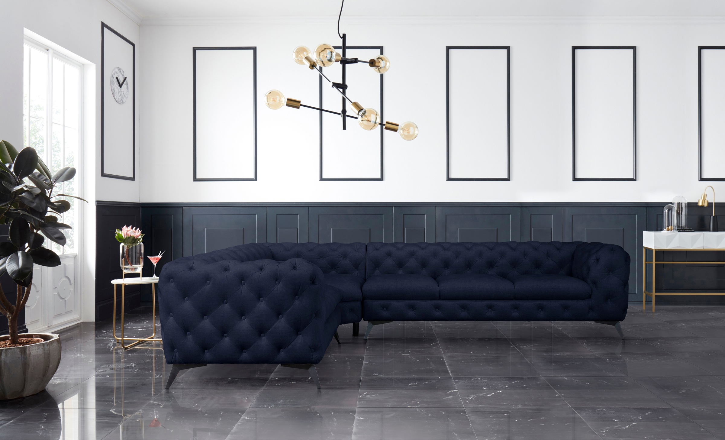 Leonique Chesterfield-Sofa »Ecksofa GLYNIS L-Form mit Wellenunterfederung, Maße B/T/H 323/264/75cm«, aufwändige Knopfheftung, moderne Chesterfield Optik, Fußfarbe wählbar