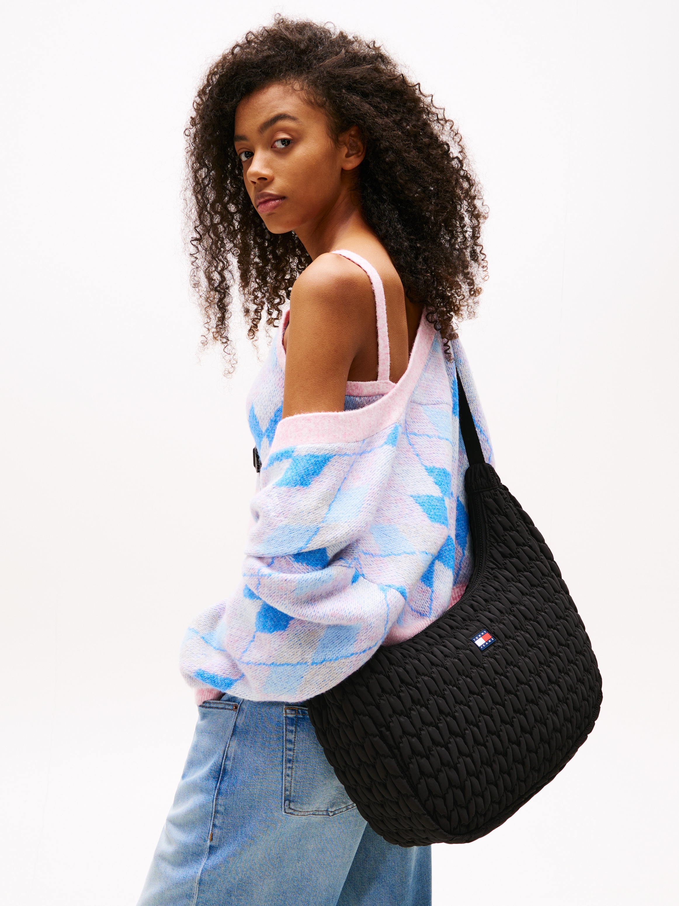 Tommy Jeans Schultertasche »TJW URBAN LARGE QUILTED X-BODY«, Damen Umhängetasche, Helnkeltasche im angesagten Stepp-Design
