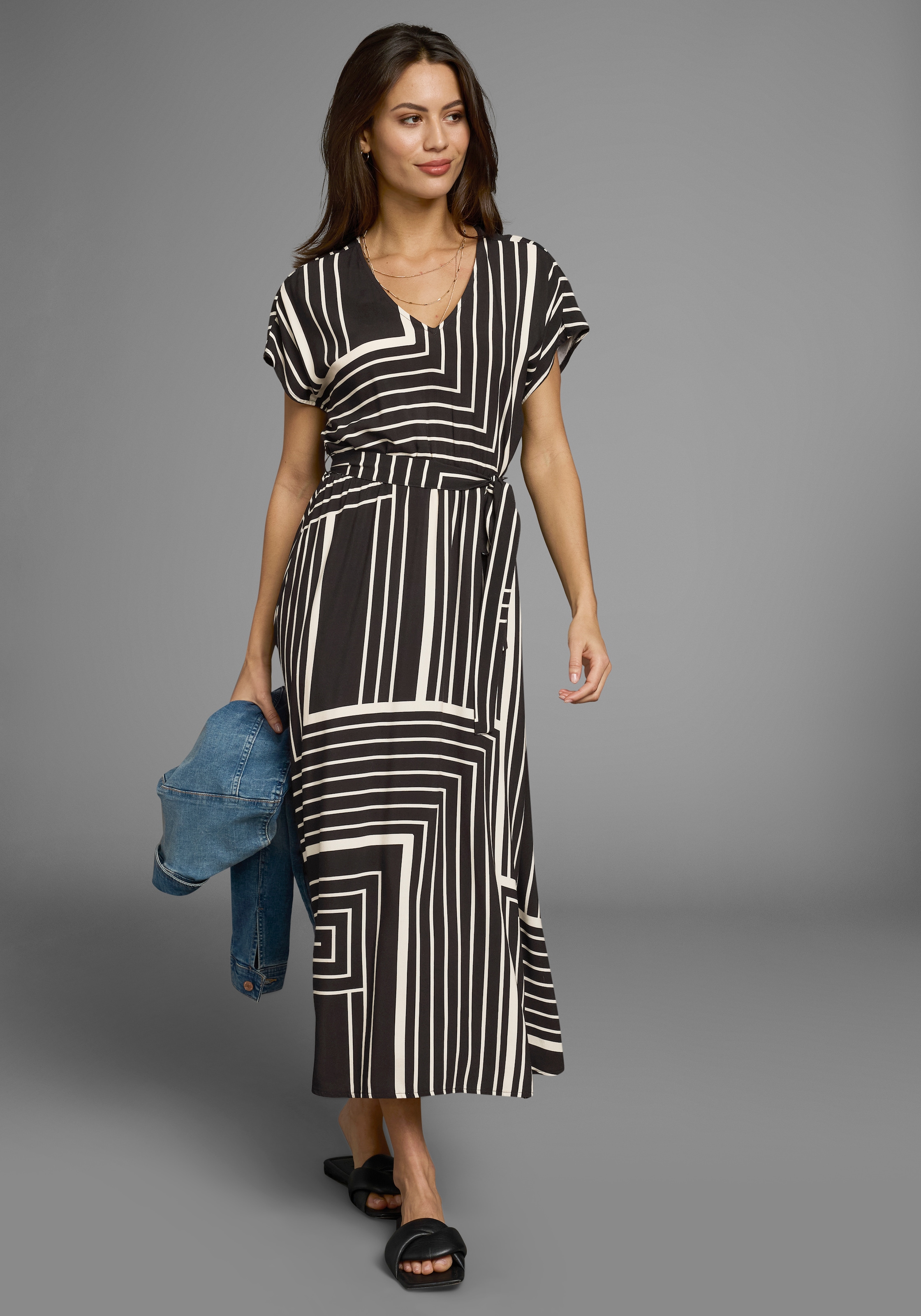 Laura Scott Midikleid, (2 tlg., inklusive Stoffgürtel), im trendigen Maxi-Streifendesign