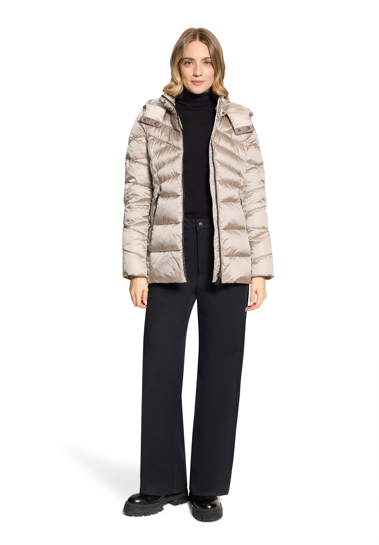 Gil Bret Steppjacke mit Kapuze Winterjacke mit abnehmbarer Kapuze