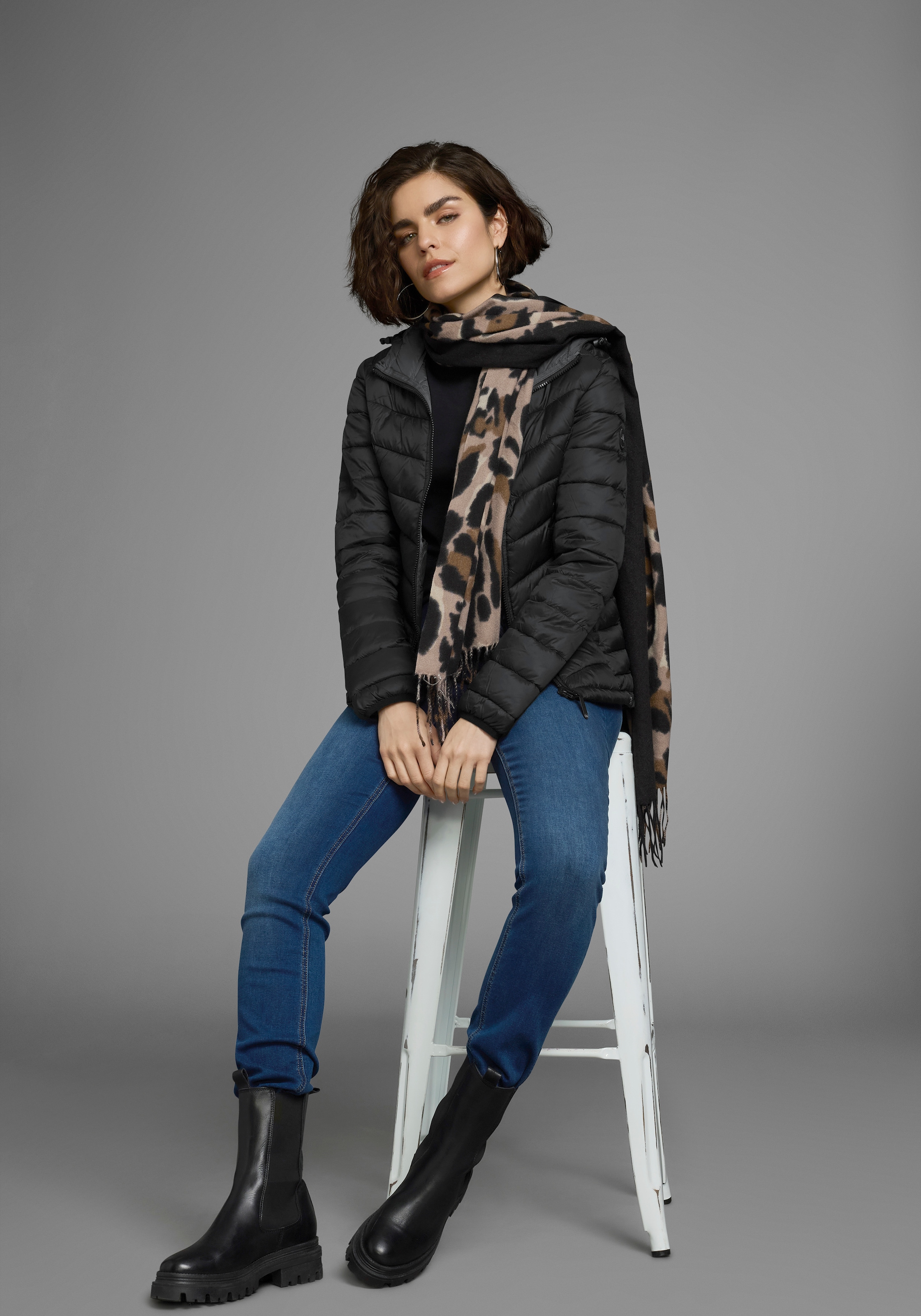 Polarino Steppjacke mit Kapuze Übergangsjacke für kühle Tage,  aus leichtem Webmaterial