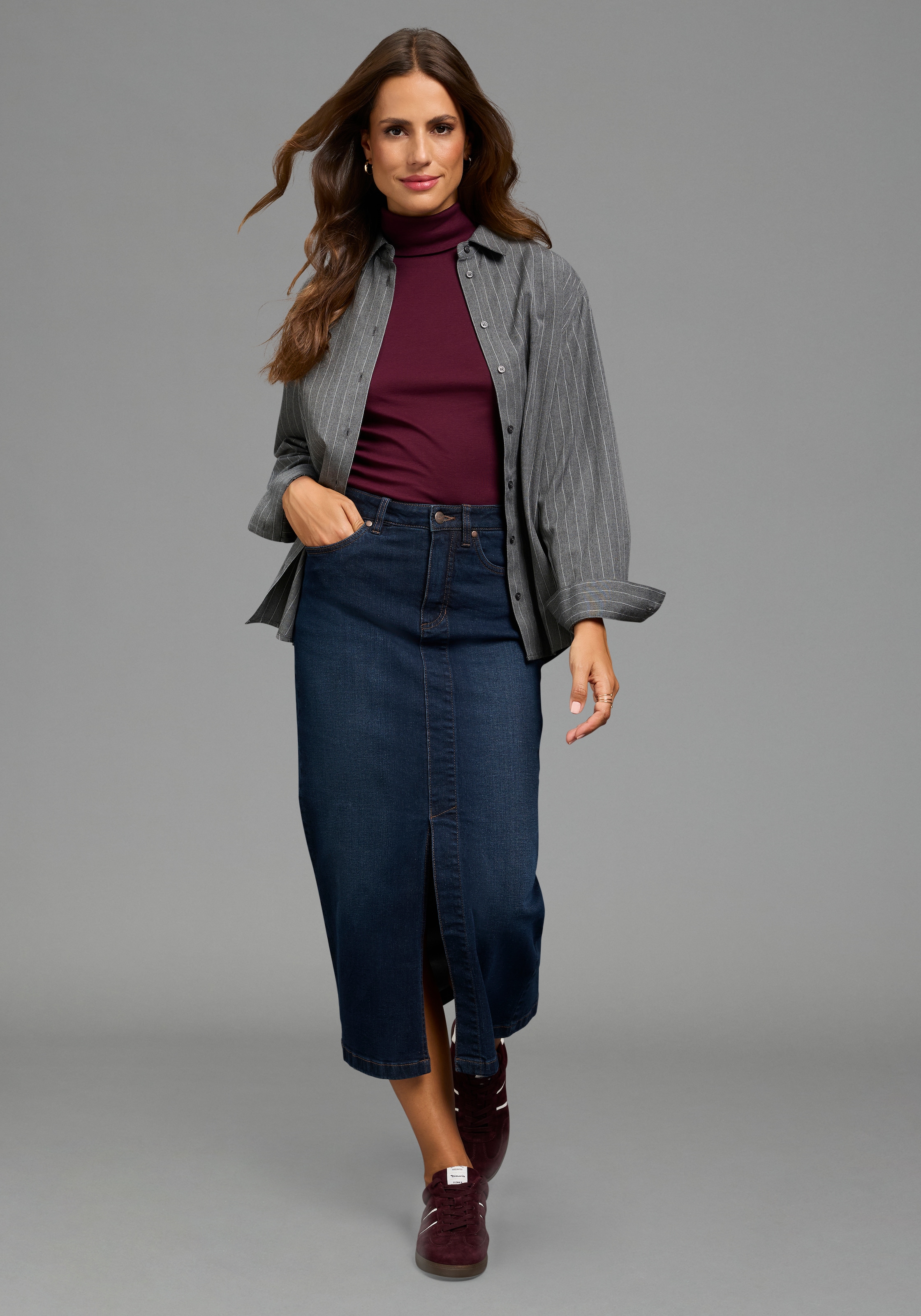 Arizona Jeansrock »lang« wadenlang, mit Schlitz, figurbetonte Passform, aus elastischem Denim