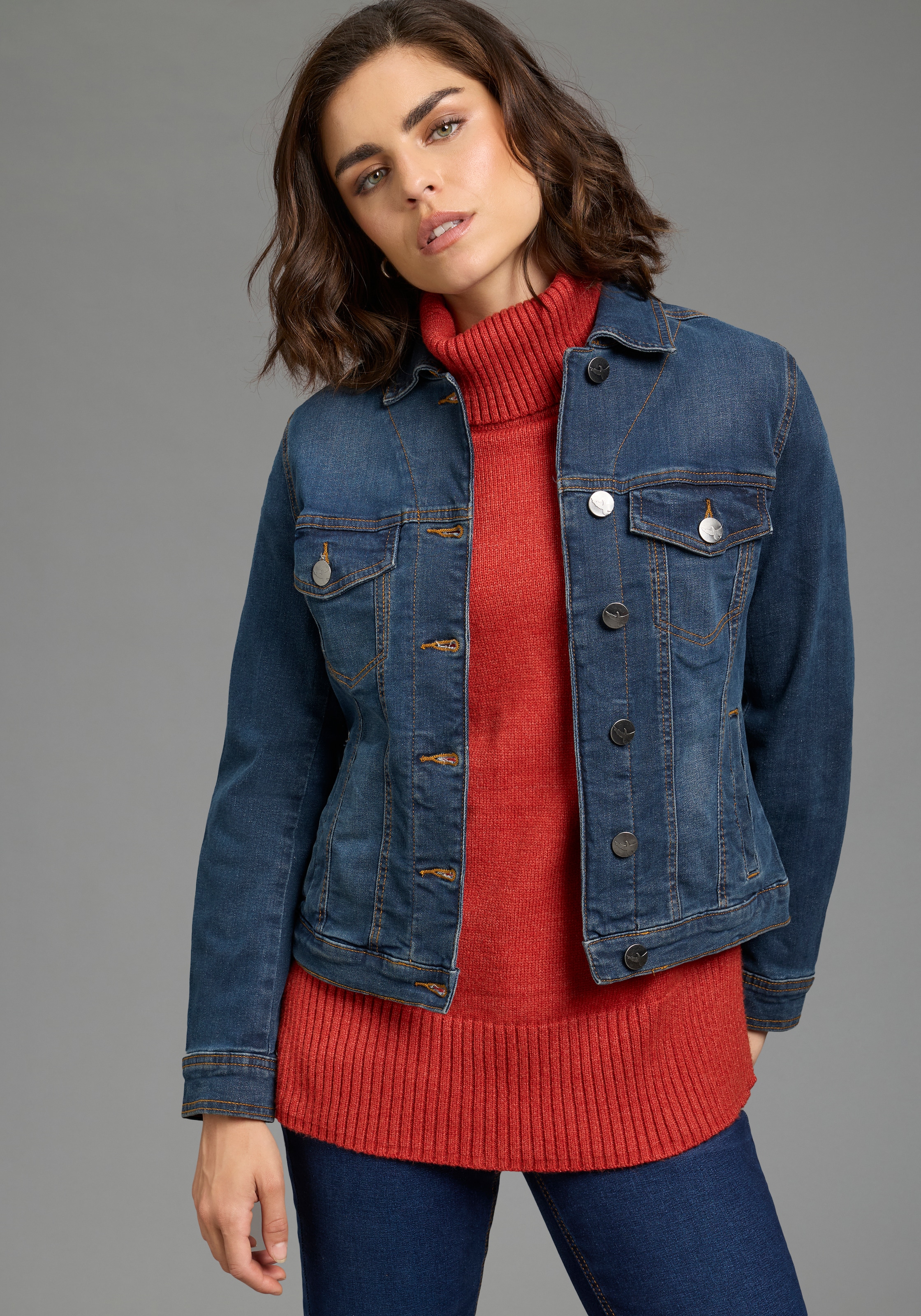 Arizona Jeansjacke aus Baumwollmischung,  figurbetont,  in Stretch-Qualität