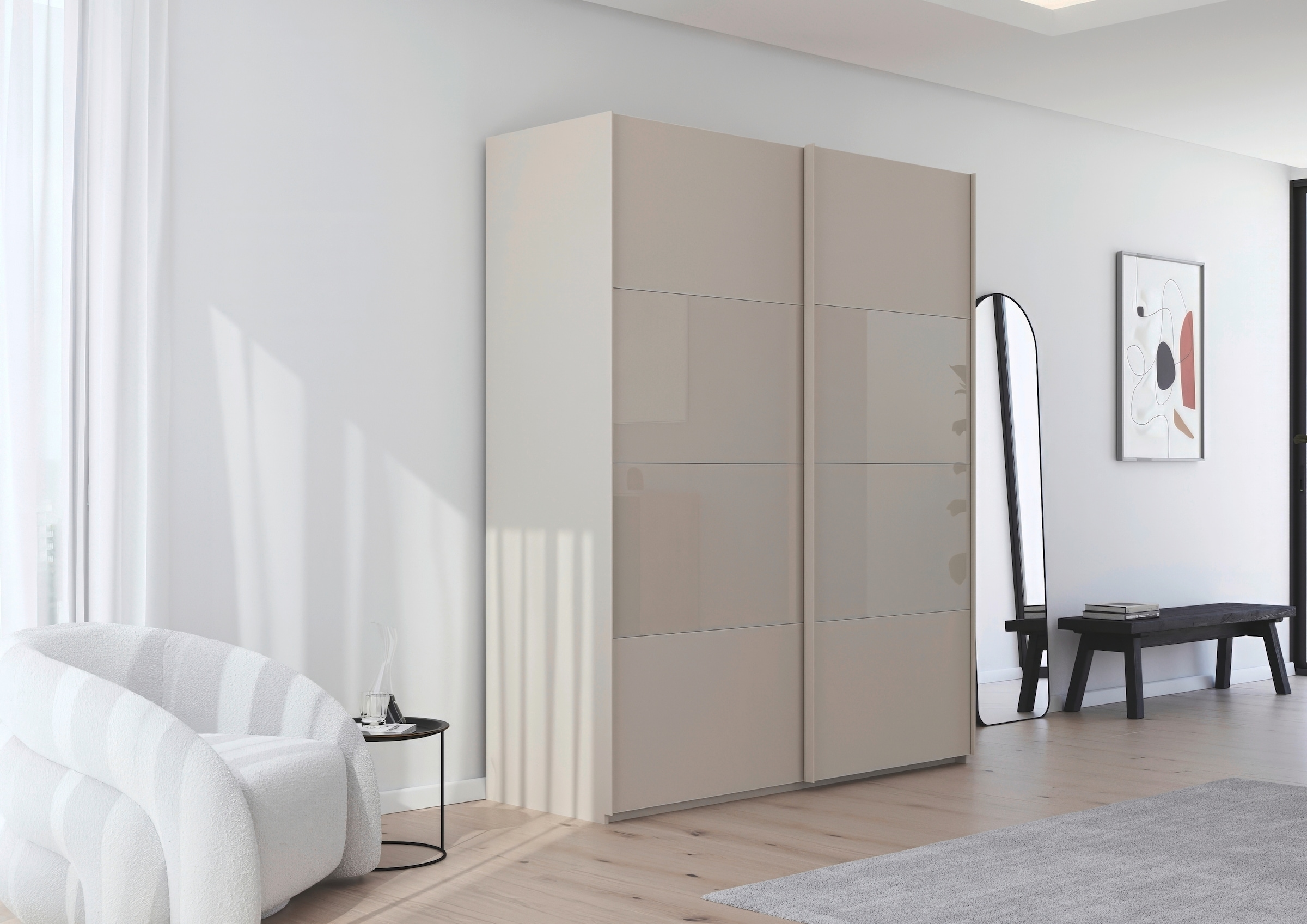 rauch Schwebetürenschrank »Kleiderschrank Schrank Garderobe Schlafzimmerschrank SCALE-FYRA«, edle Türen viergeteilt Glas matt/glänzend viele Farben MADE IN GERMANY