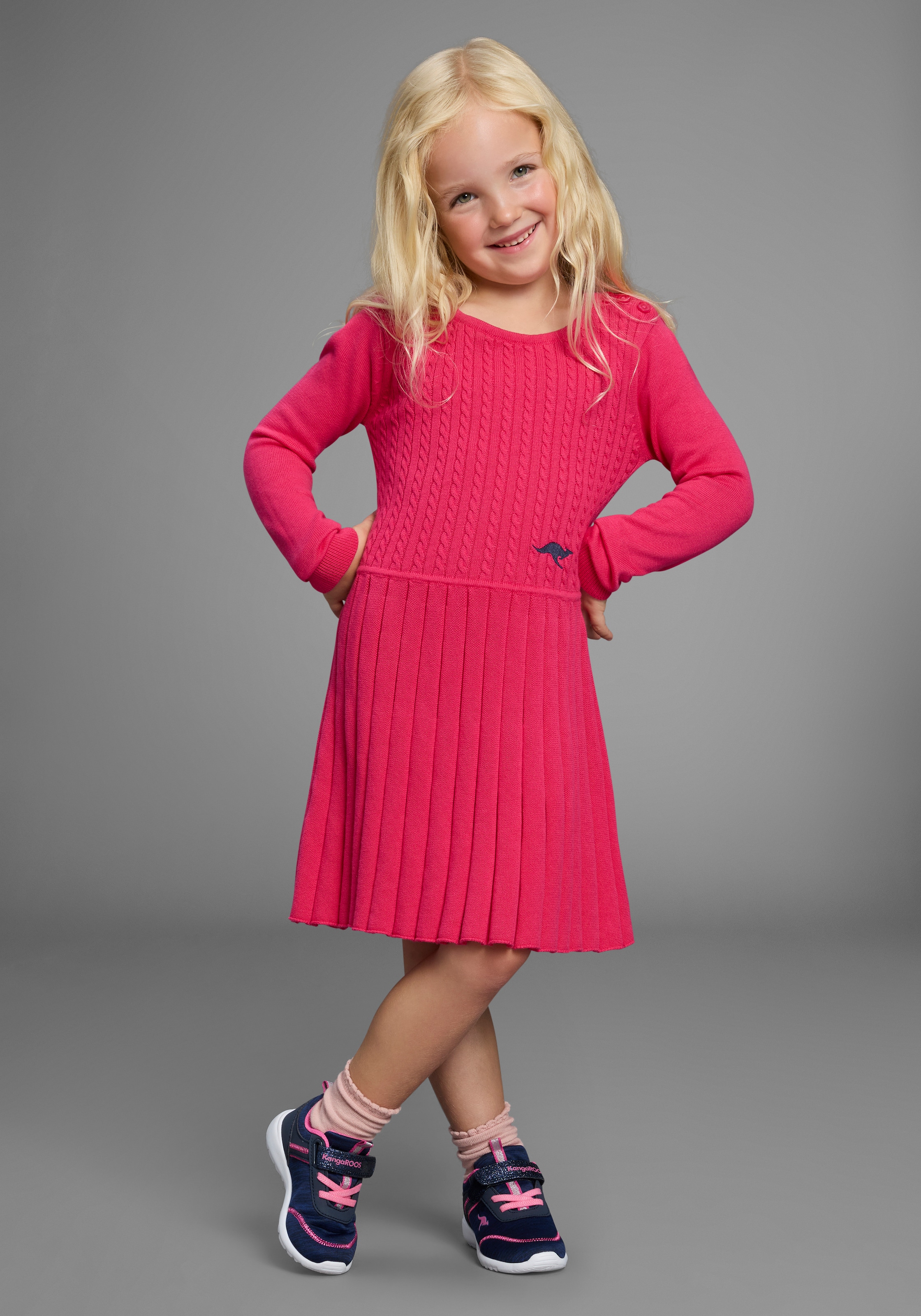 KANGAROOS Strickkleid »Strickkleid mit Faltenrock« Niedliches Strickkleid mit Zopfmuster für kleine Mädchen pink 128/134 - N-Gr N-Gr 128/134...