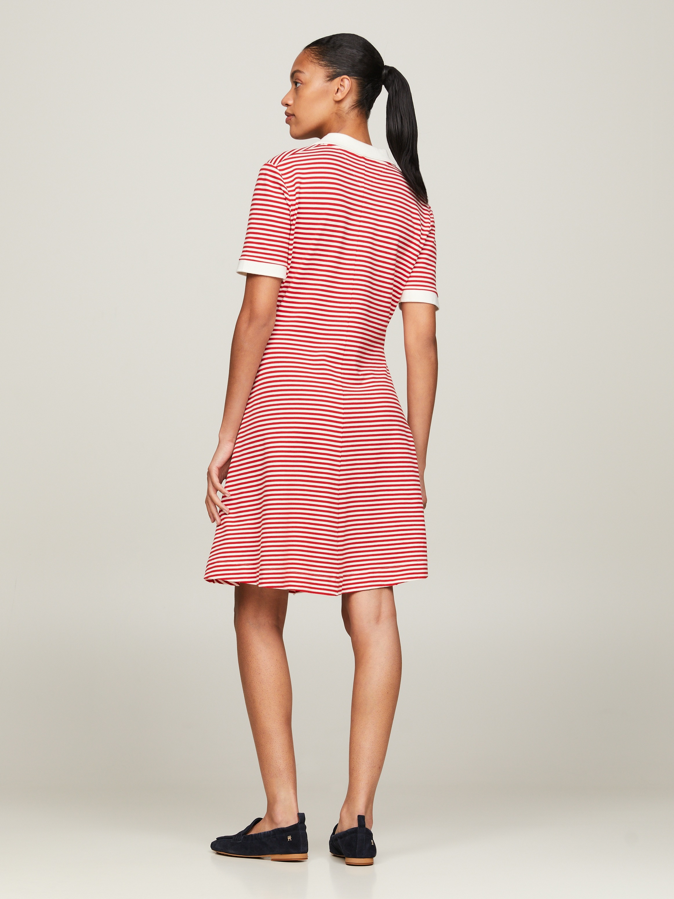 Tommy Hilfiger Polokleid »F&F OPEN PLCKT LYCLL POLO DRS SS«, mit Logostickerei
