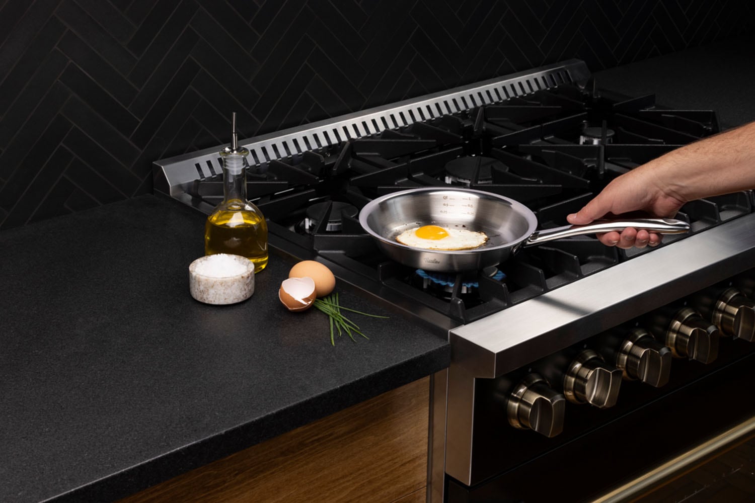 Fissler Bratpfanne »Fissler M5 Pro-Ply®, Edelstahl-Pfanne« Edelstahl 18/10 5-lagiges Mehrschichtmaterial für präzise Temperaturkontrolle