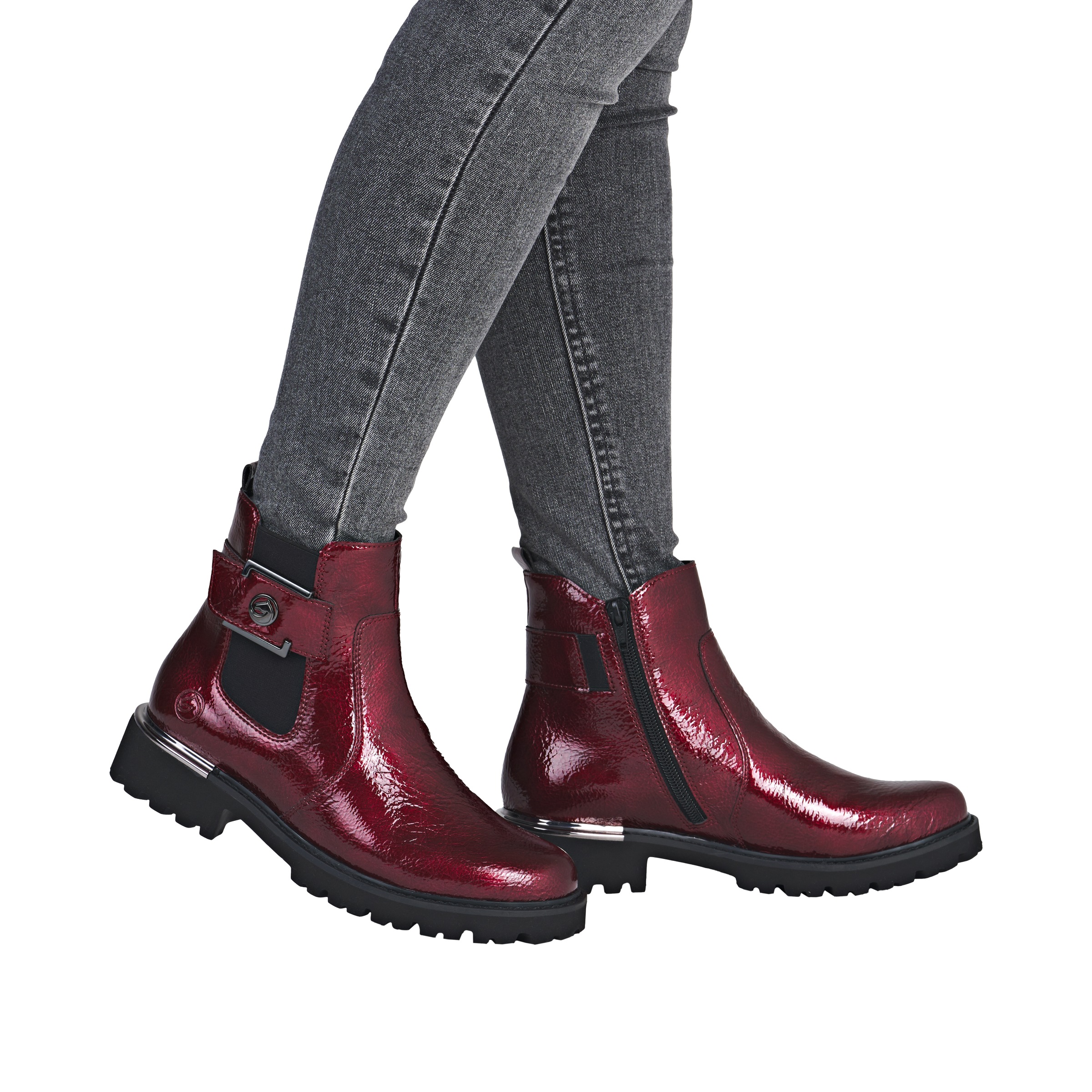 Remonte Chelseaboots, Blockabsatz, Boots, Stiefelette mit praktischem Innen-Reißverschluss