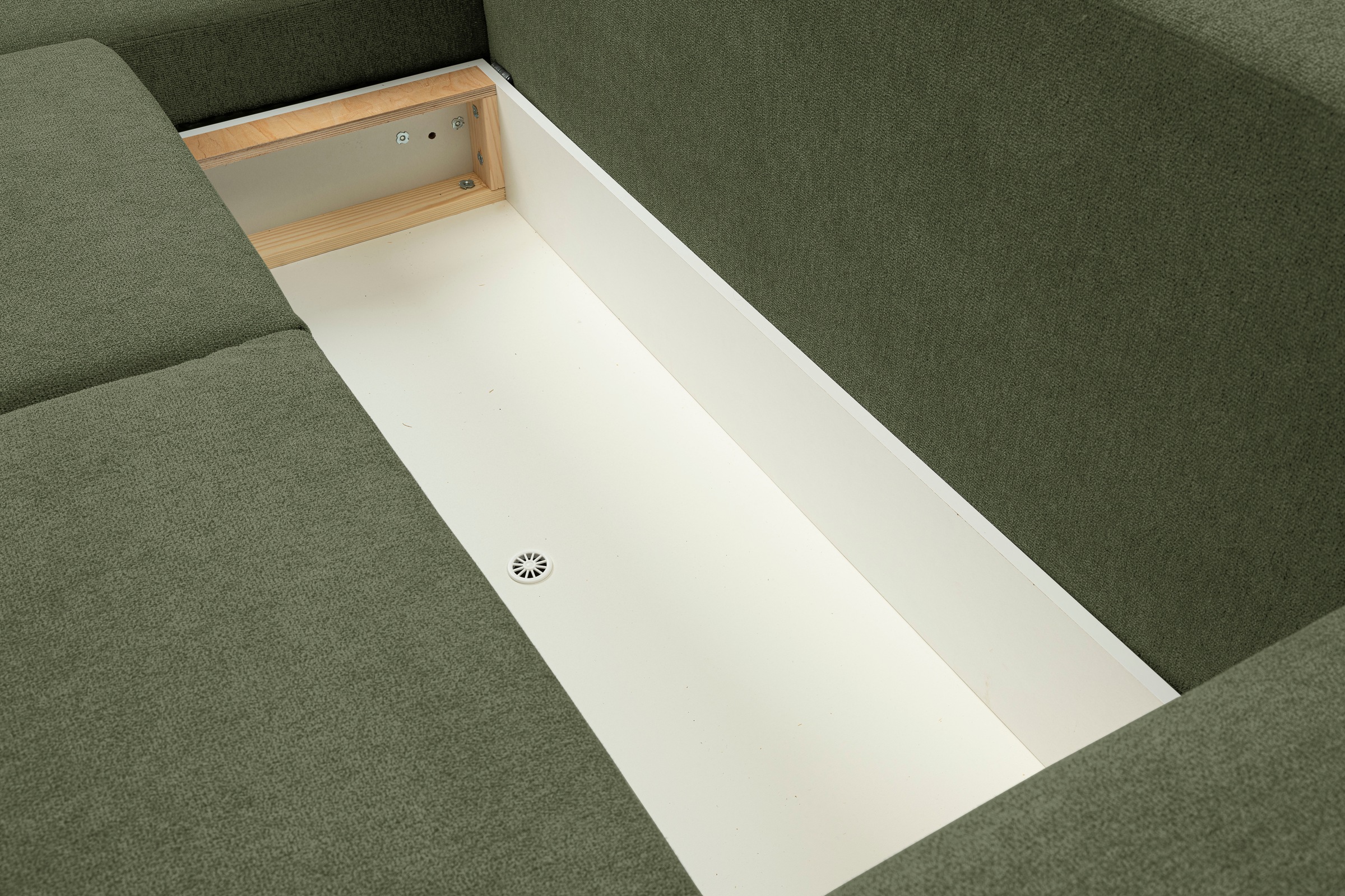 WERK2 Ecksofa »Riwa, modernes Sofa zum Kuscheln und Entspannen, Breite 300cm, L-Form«, Trendiges Ecksofa mit vielen Kissen, Schlaffunktion & Bettkasten