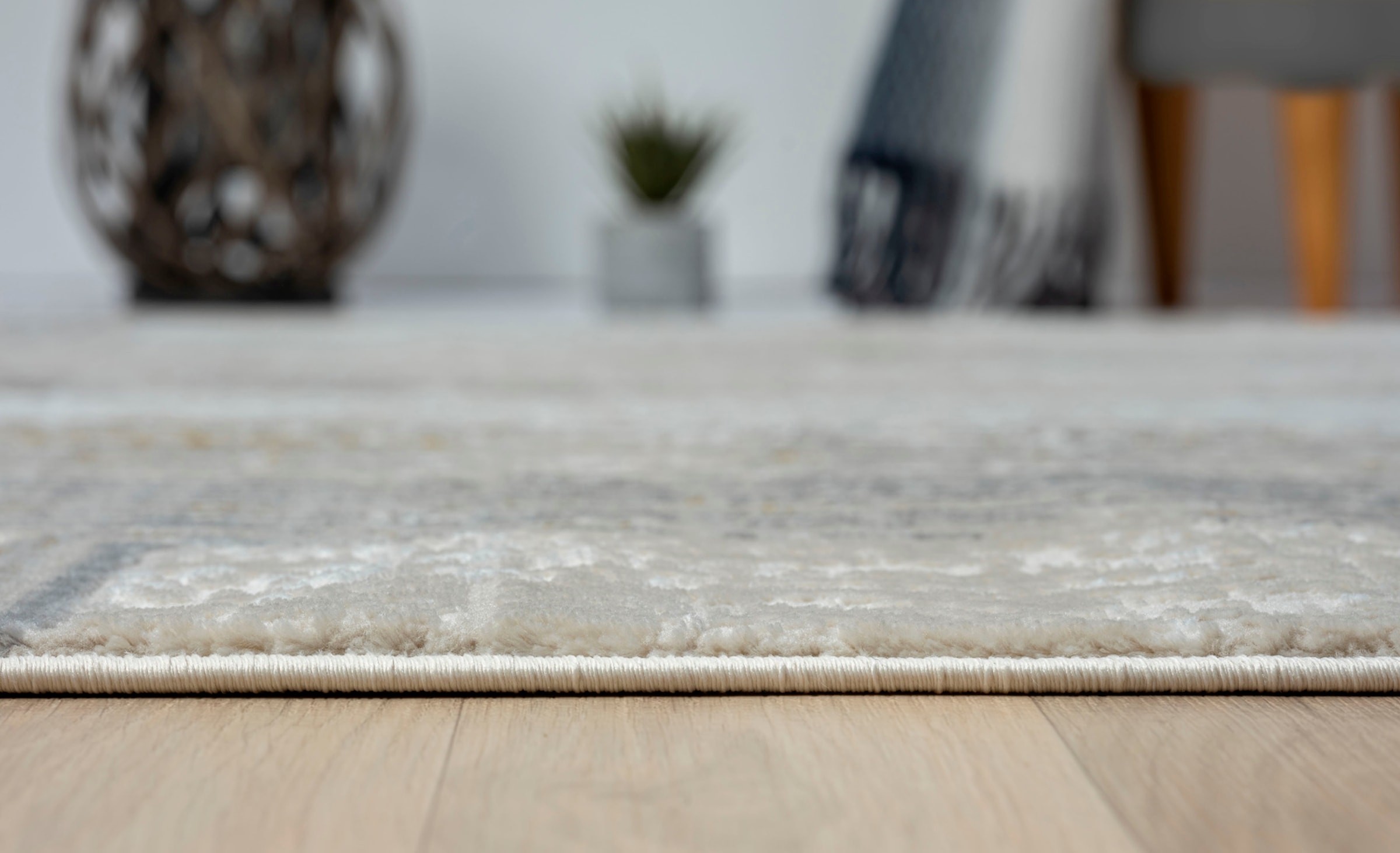Myflair Möbel & Accessoires Teppich »My Way«, rechteckig, 10 mm Höhe, Kurzflor, Retro-Design, besonders weich durch Microfaser, mit Fransen