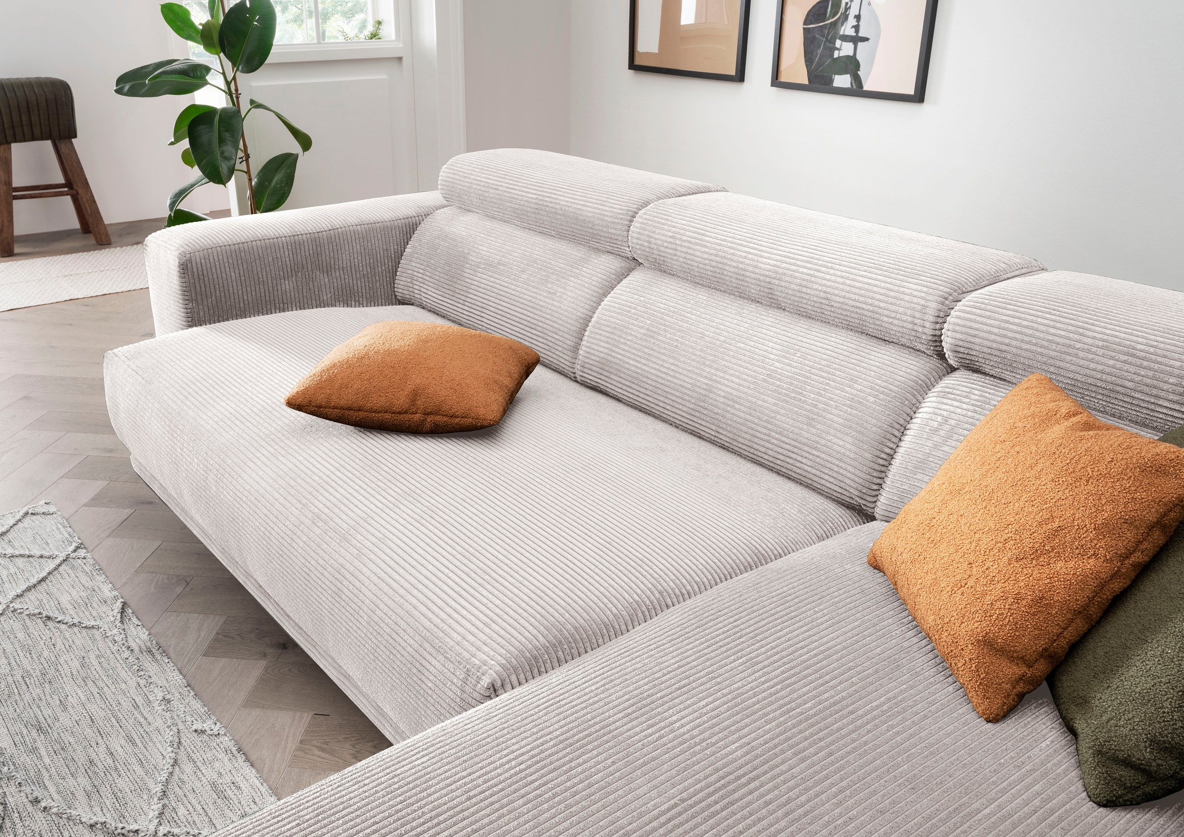 alina Ecksofa »Hikari«, wahlweise mit Sitzvorzug, in modernem Cordstoff, Breite 276 cm