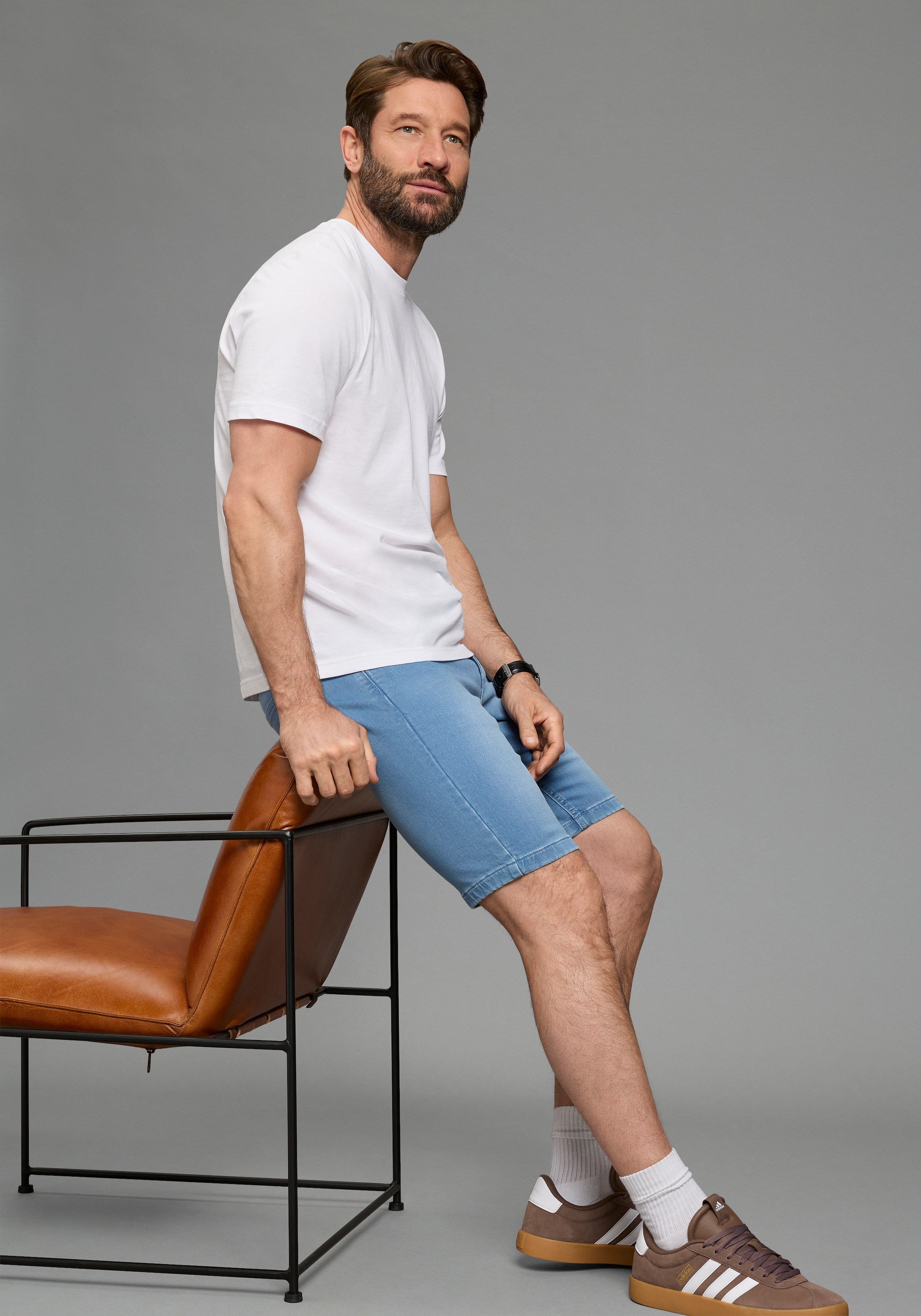 Arizona Jeansshorts gerade geschnittenes Bein, Regular Fit Passform