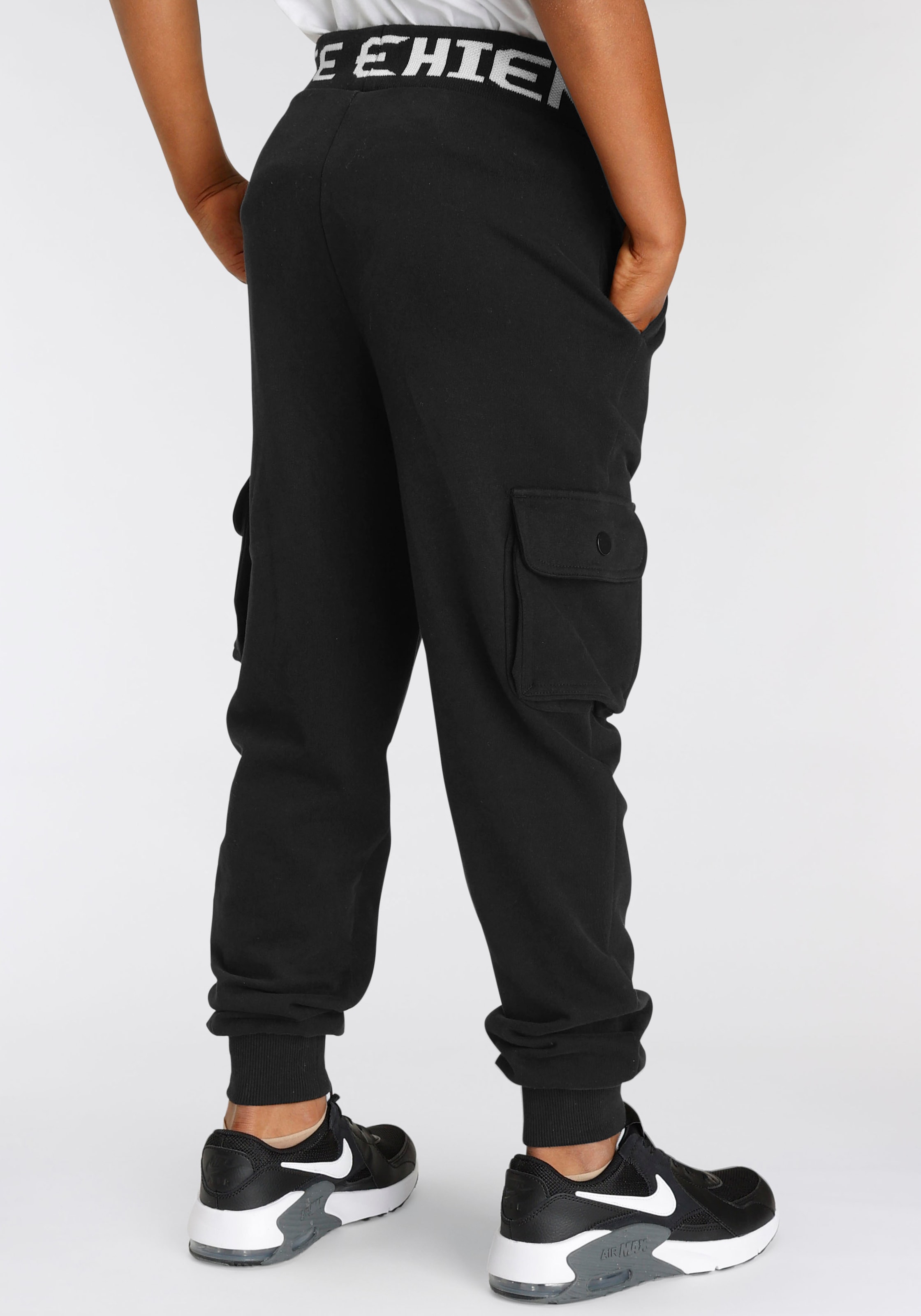 Chiemsee Sweatpants »mit großem Logo im Bund« im Online-Shop kaufen