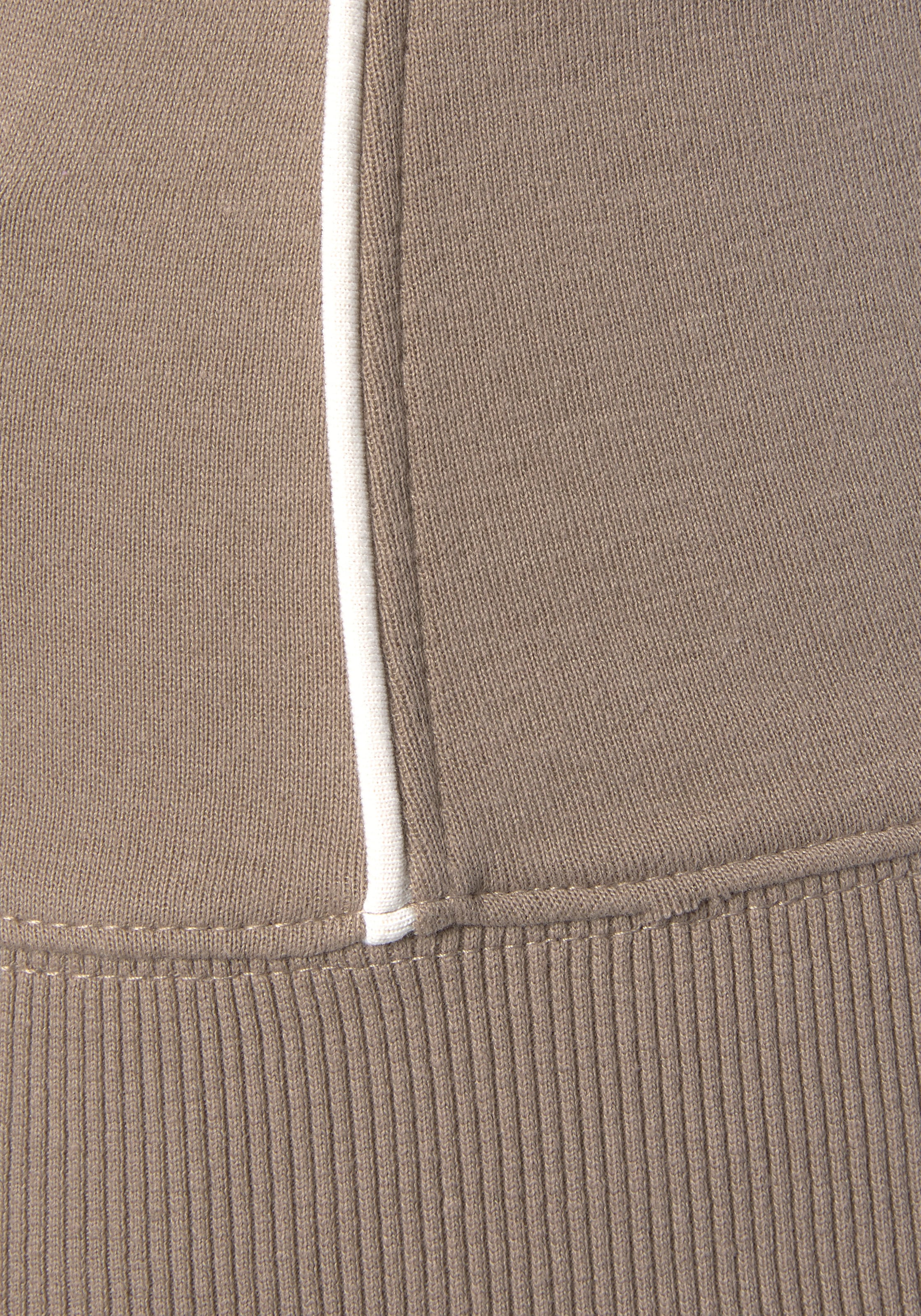 H.I.S Kapuzensweatjacke, mit seitlichem Piping und kleiner Markenstickerei, Loungewear