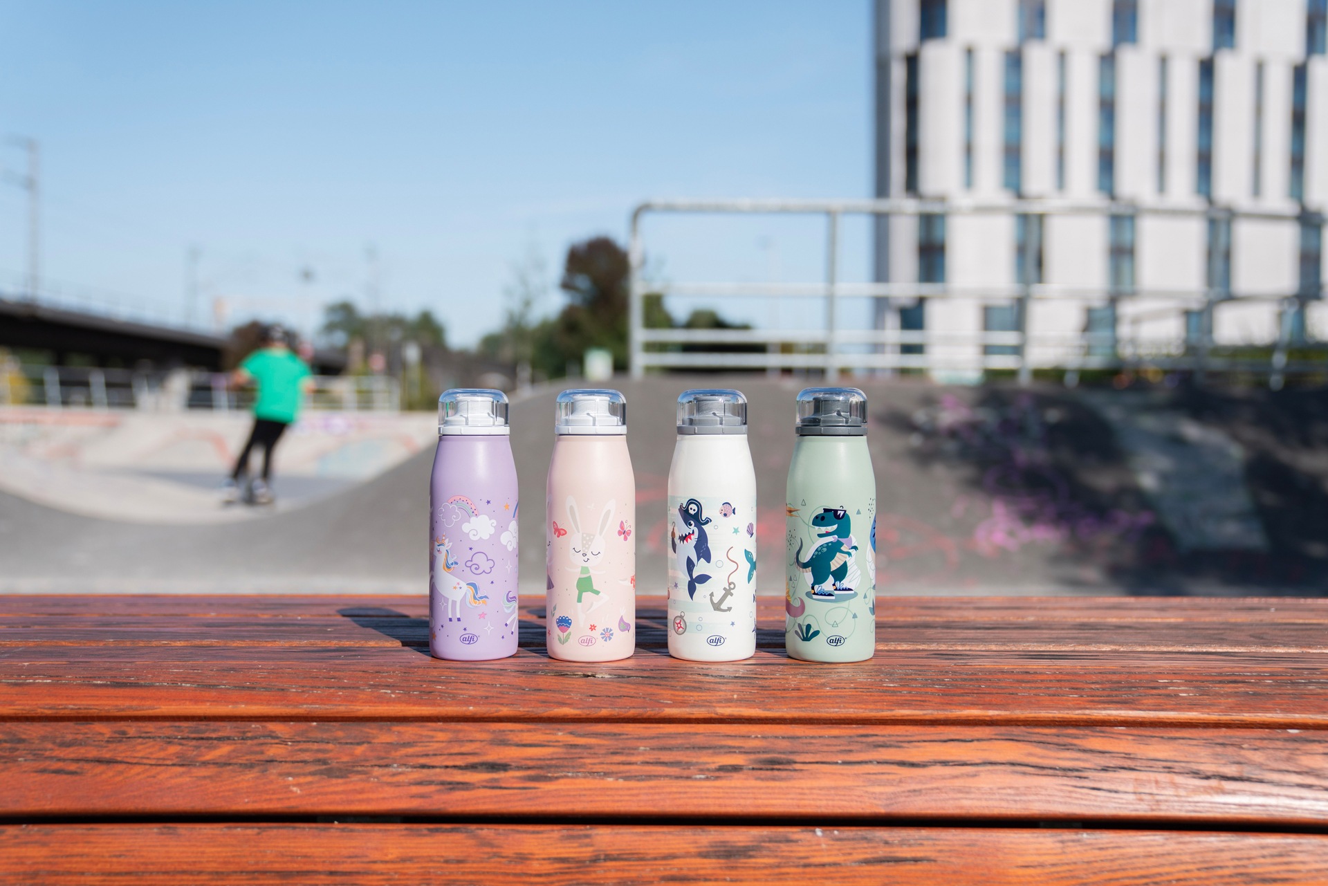 Alfi Isolierflasche »KIDS ISO BOTTLE, Edelstahlkörper, spülmaschinenfest«, (1 tlg.), 12h heiß & 24h kalt, Trinköffnung mit konsistentem Trinkfluss