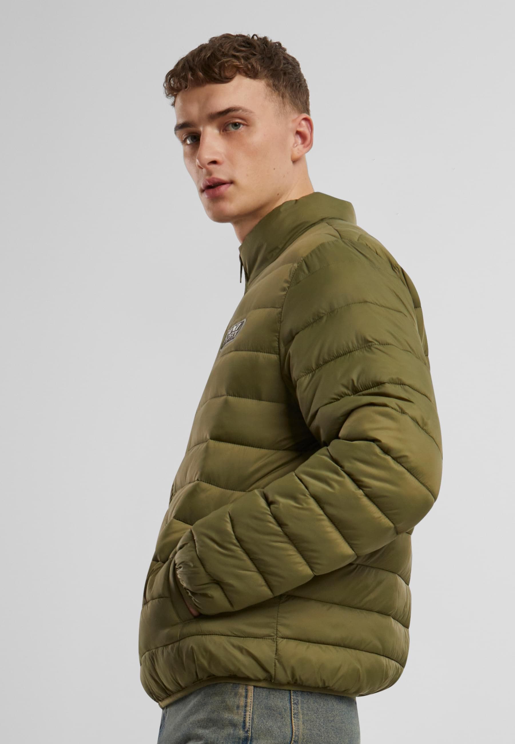 Karl Kani Winterjacke »Karl Kani Karl Kani Sport Patch Light Puffer Jacket« 1 Stk. tlg. ohne Kapuze