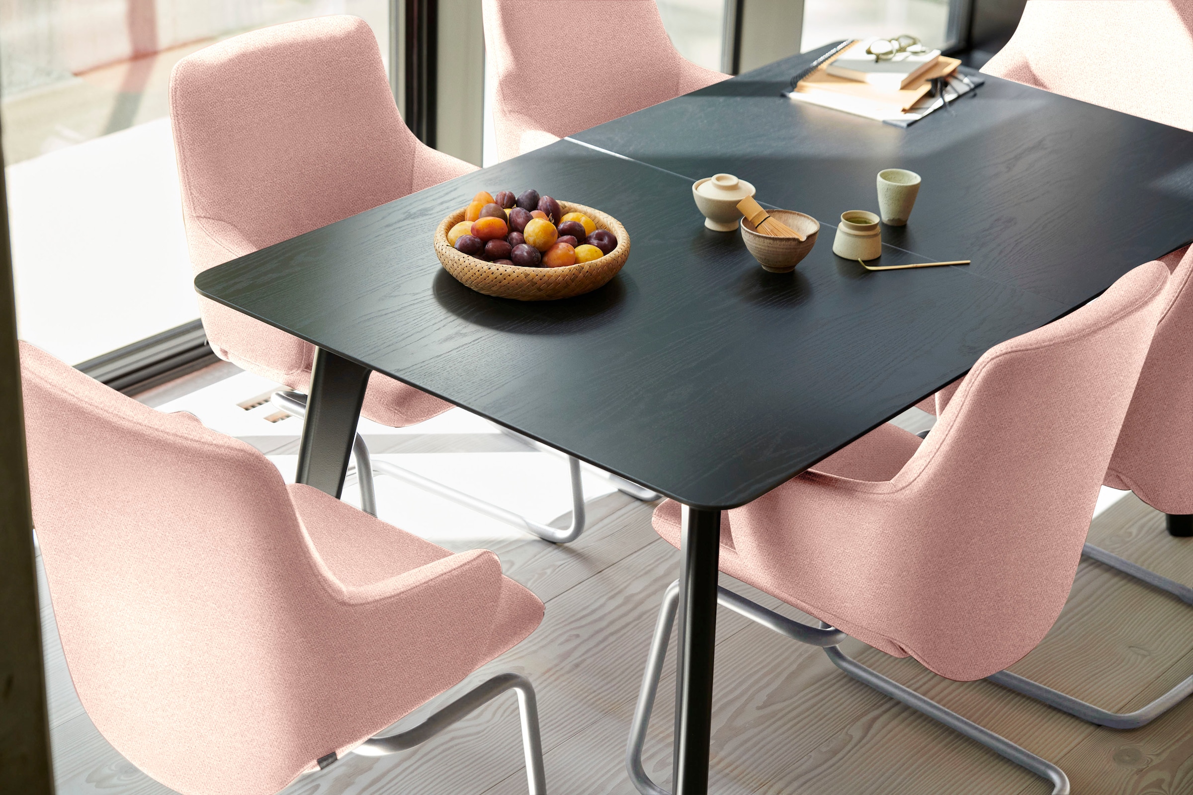 Stressless® Polsterstuhl »Laurel«, ROHLEDER Stoff Q2 FARON, Low Back mit Armlehne, Größe L, mit Beinen aus Stahl in Chrom matt