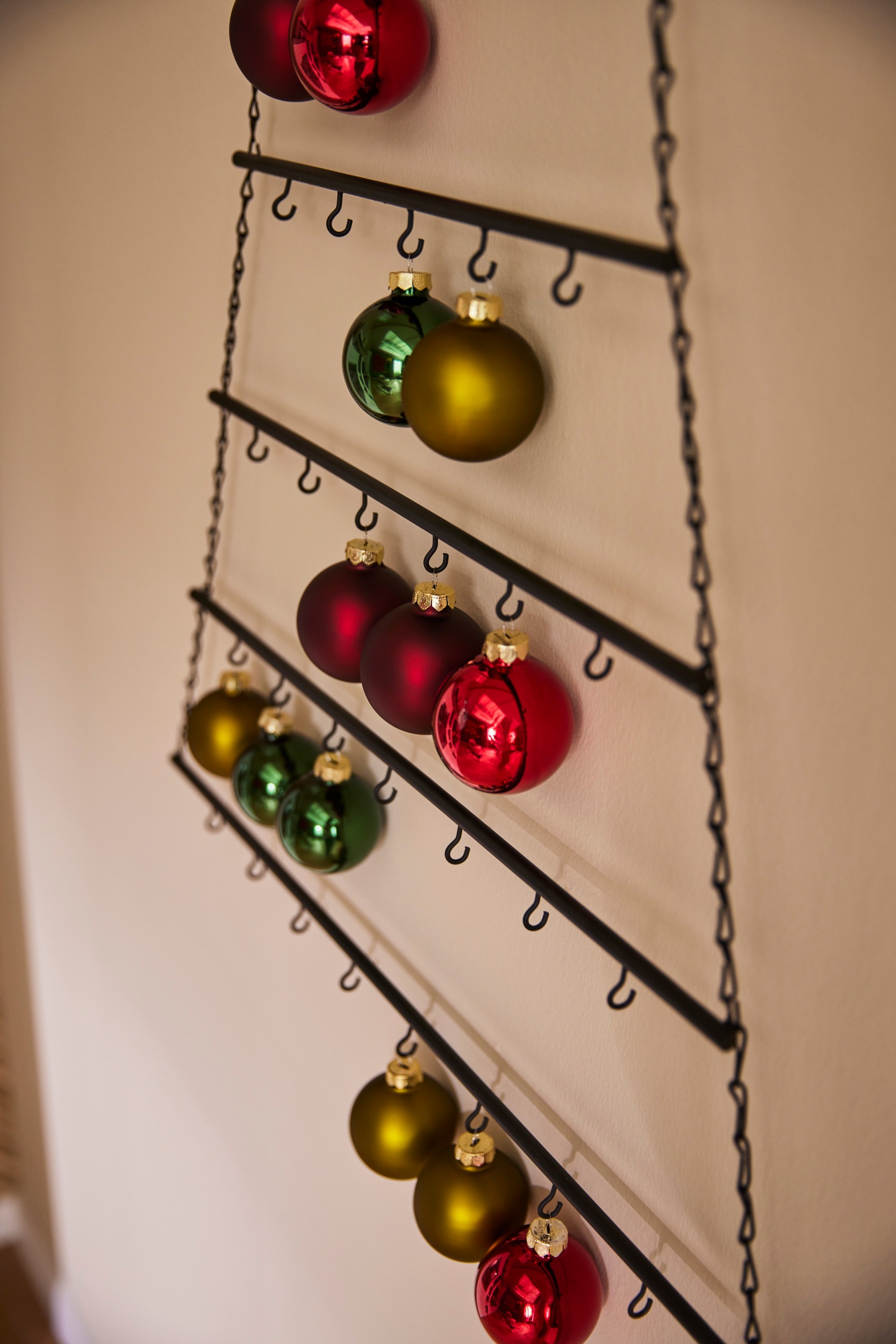 CHRISTMAS GOODS by Inge Dekobaum »Weihnachtsdeko, Wandbaum zum Hängen, aus Metall«, Höhe ca. 122 cm, Hängedeko für Weihnachten