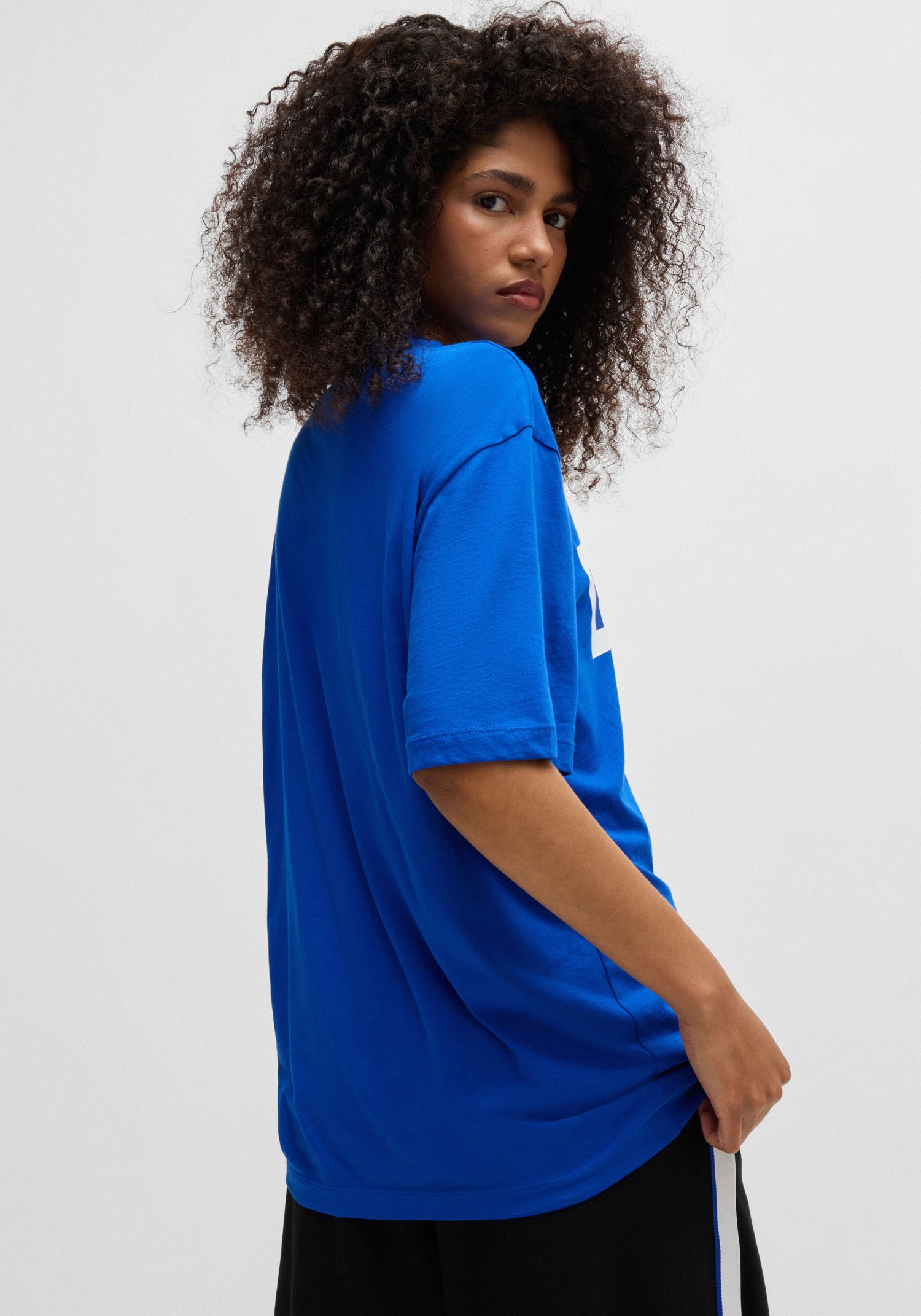 HUGO Blue T-Shirt »Nico« mit großem Logo-Print, Unisex