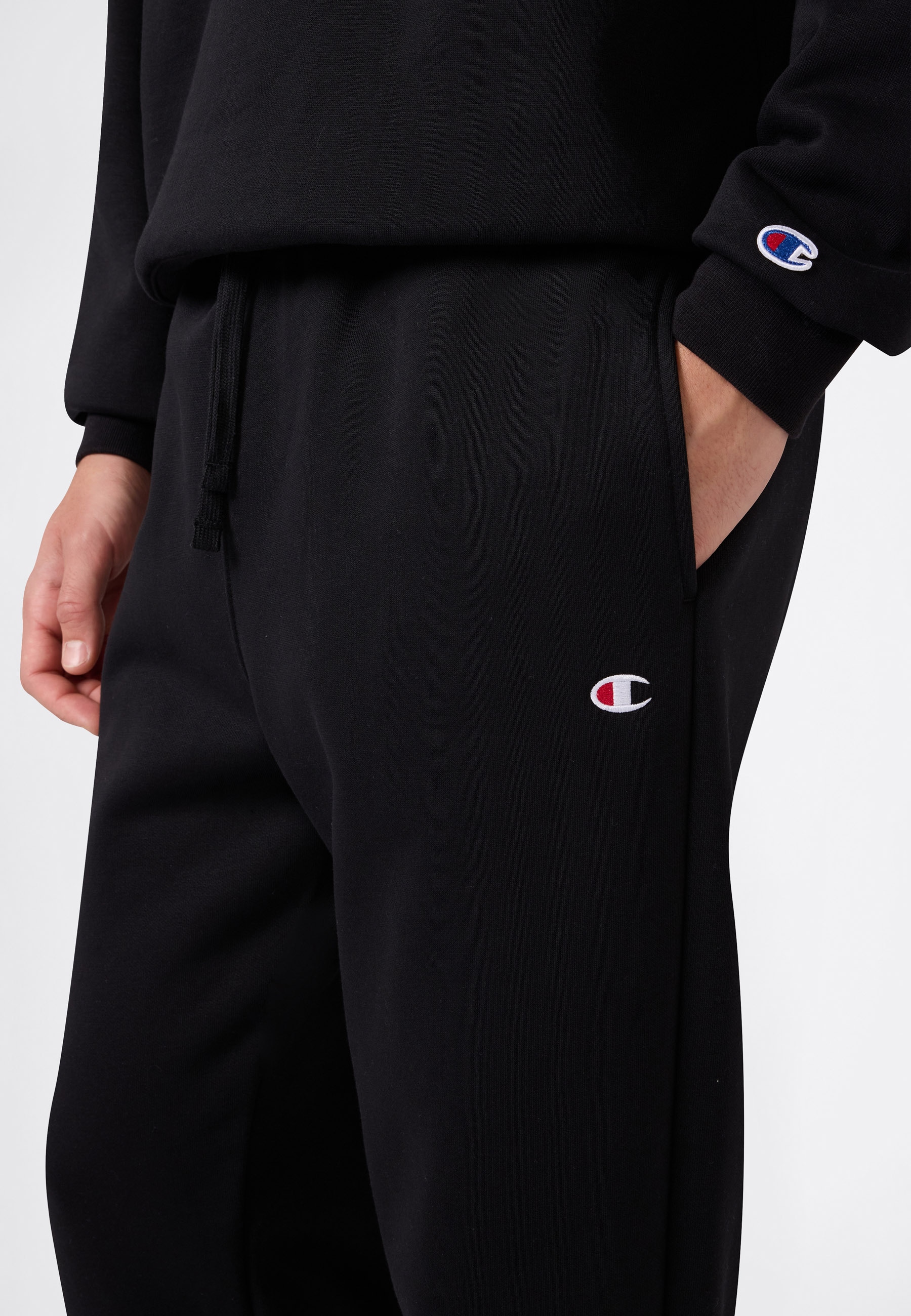 Champion Jogginghose »SPORTWEAR CUFFED PANTS Relax Fit«  mit Bündchen am Bein, Relax Fit, aus Baumwolle und Polyester