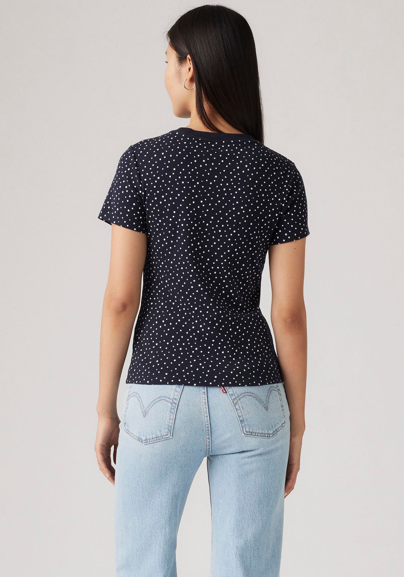 Levi's® T-Shirt »ESSENTIAL HM SS TEE«, Taillierter Schnitt