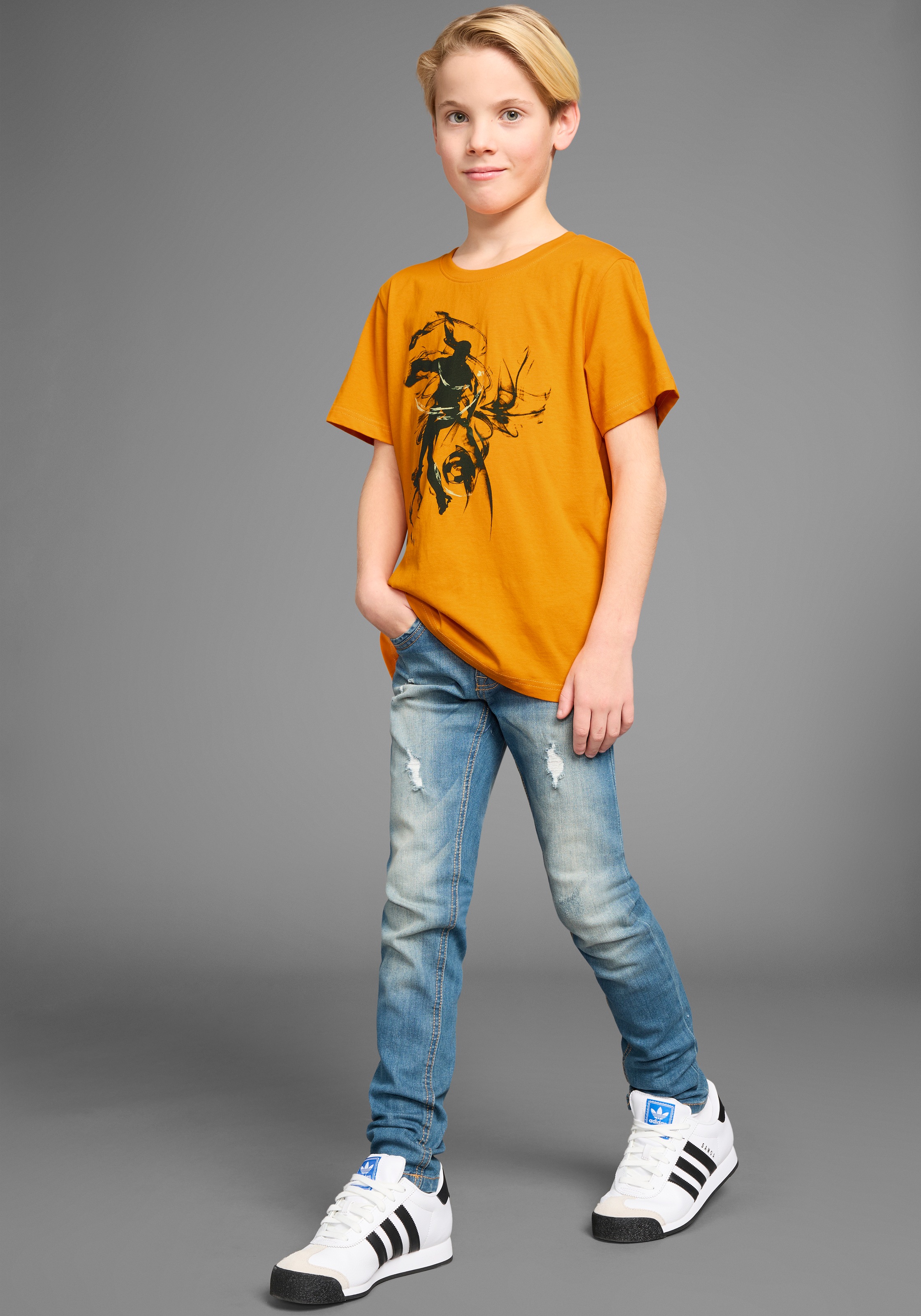 KIDSWORLD T-Shirt »FOOTBALL«, cooler Fußballer-Print