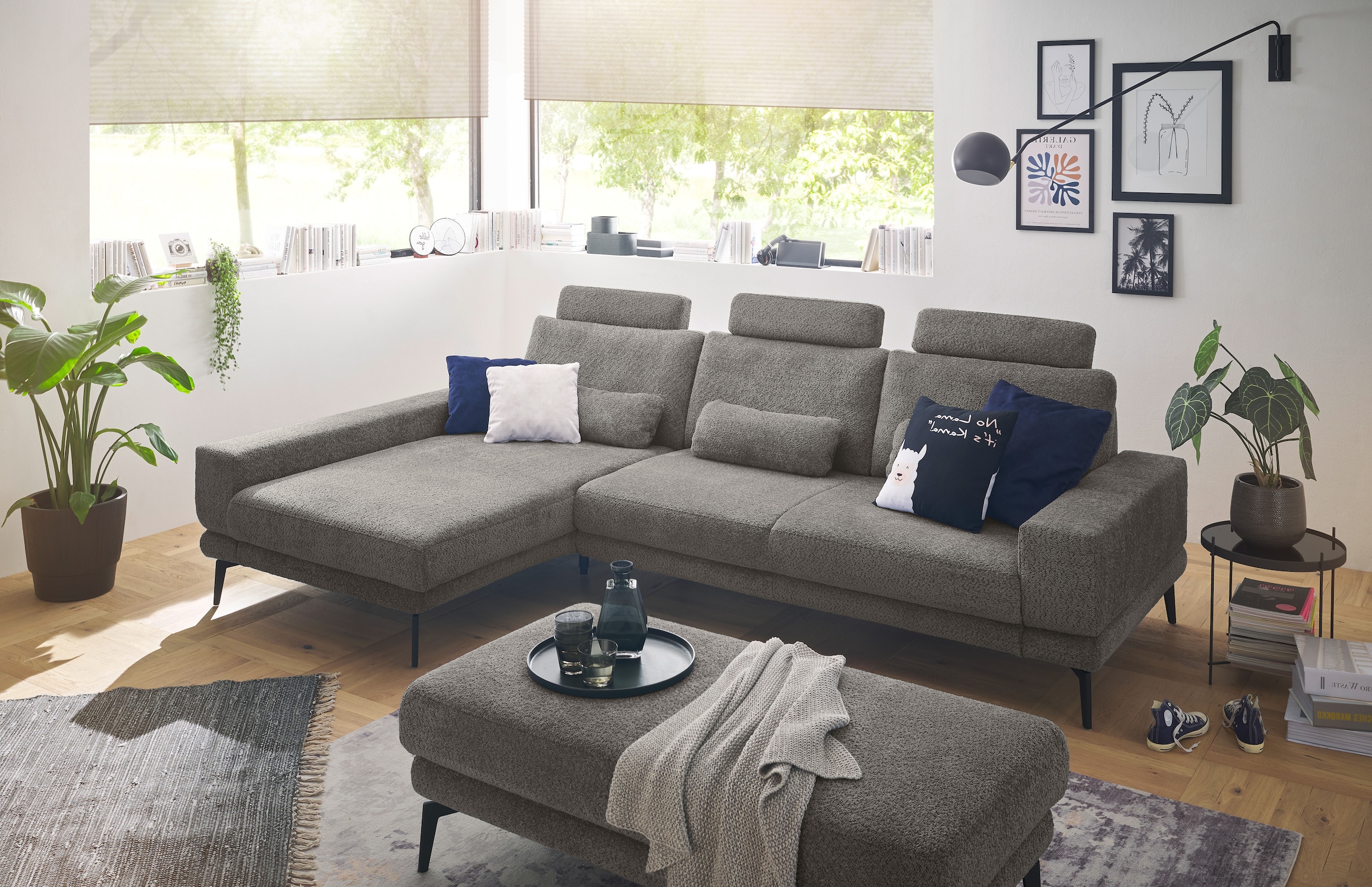 set one by Musterring Ecksofa »SO 3600, inkl motor. Sitztiefenverstellung, Kopfstützen, Nierenkissen«, Sitzhöhe 44 cm, Kaltschaum, Breite 293 x Tiefe 180 cm, Kama anthrazit