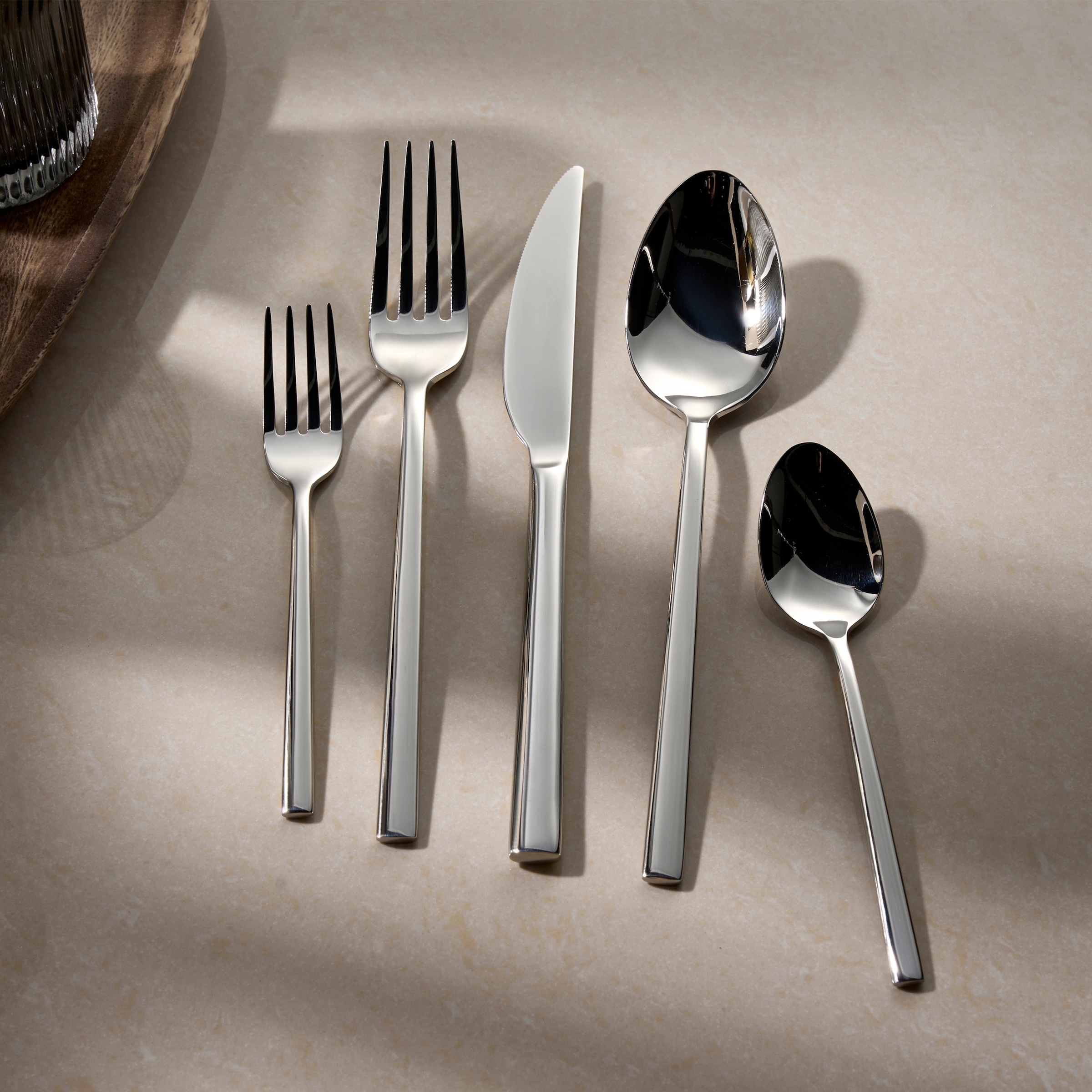 Hanseatic Besteck-Set »SMART, wahlweise in glänzender oder matter Optik« leichtes und minimalistisches Design