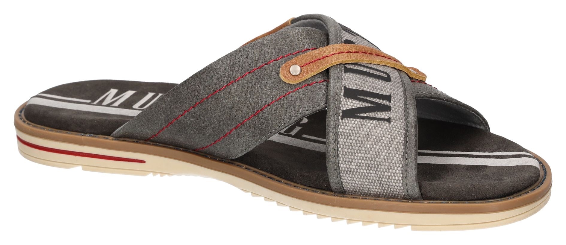 Mustang Shoes Pantolette, Sommerschuh, Schlappen, Poolslides, mit auffälligem Logoschriftzug